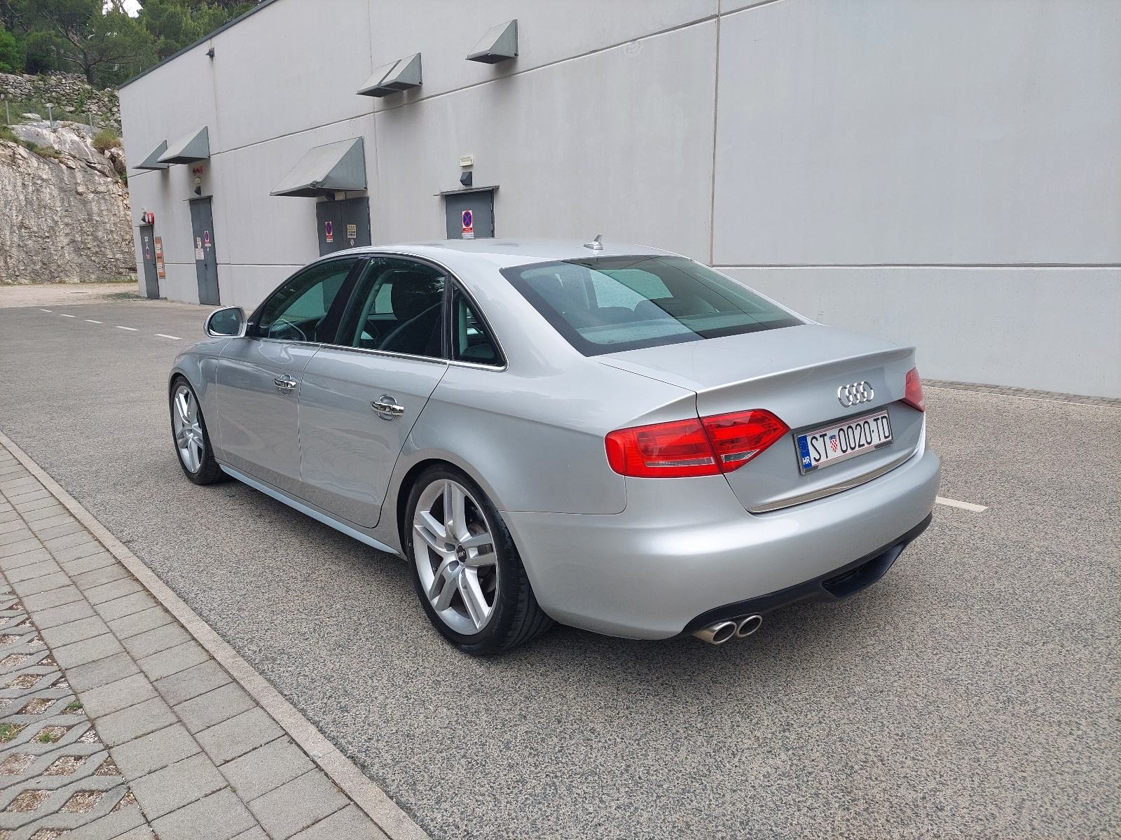 Audi A4 2,0 TDI, fotografija 8