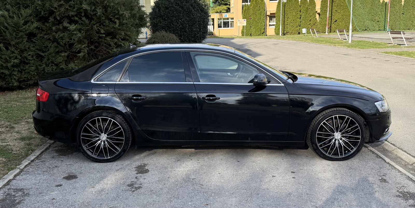 Audi A4 2,0 TDI BI-XENON • LED • TEMPOMAT • NAVI, fotografija 6