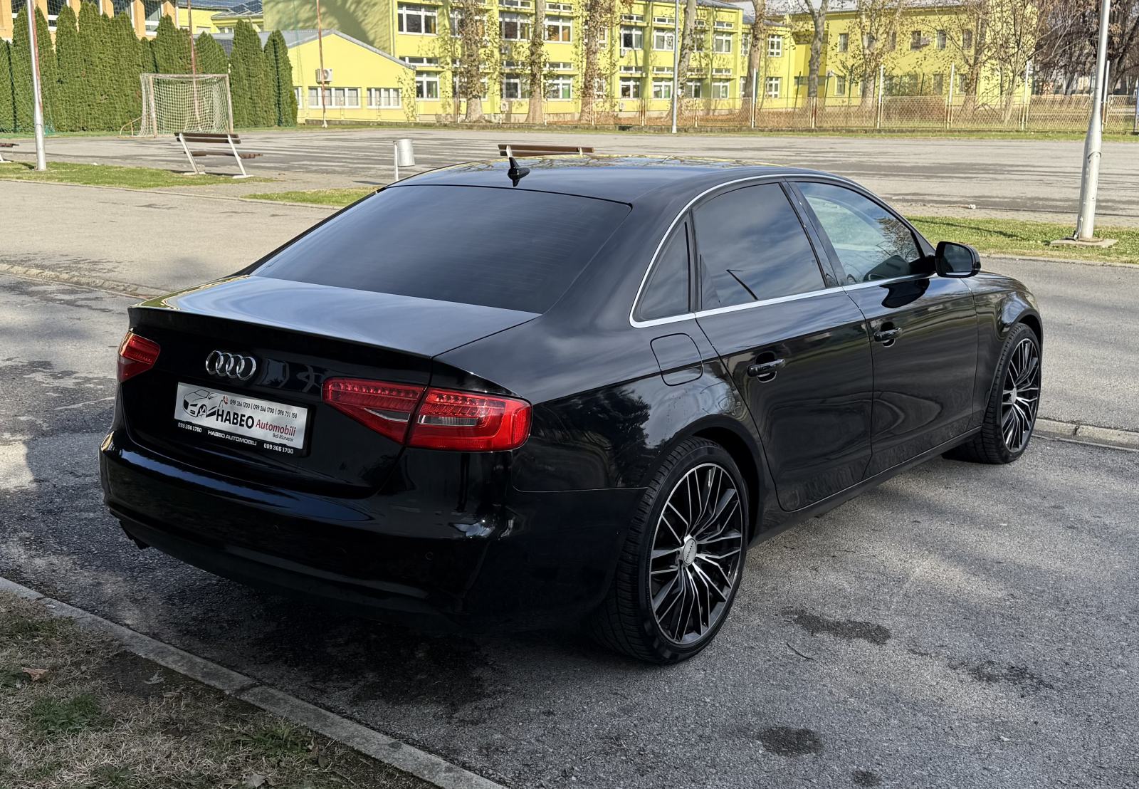 Audi A4 2,0 TDI BI-XENON • LED • TEMPOMAT • NAVI, fotografija 8