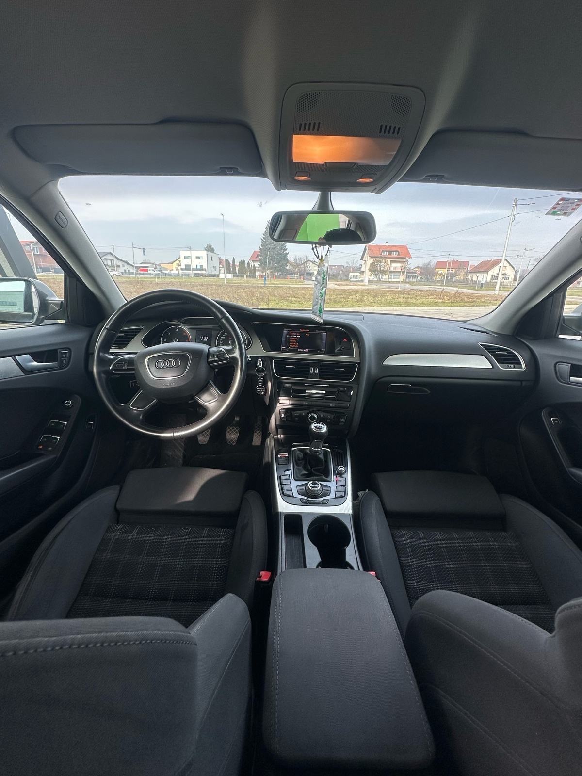 Audi A4 2,0 TDI, fotografija 6