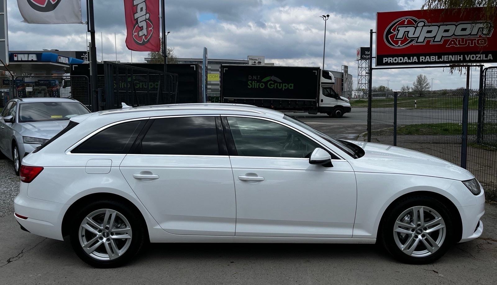 Audi A4 Avant 2,0 TDI S-Tronic REG:12/2026 - NAVI - LEASING RATA 460 €, fotografija 7