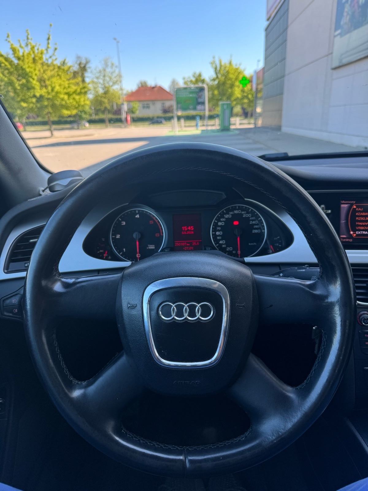 Audi A4 2,0 TDI, fotografija 5