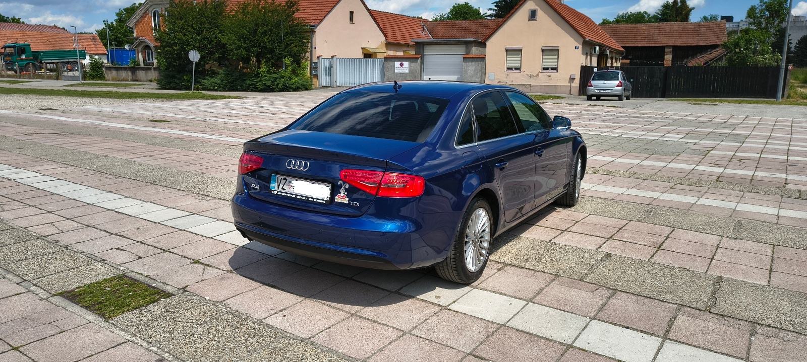 Audi A4 2,0 TDI, 143KS, 2013.g, 224tkm, Ambiente *Navi*Aut.Klima*Xenon, fotografija 5