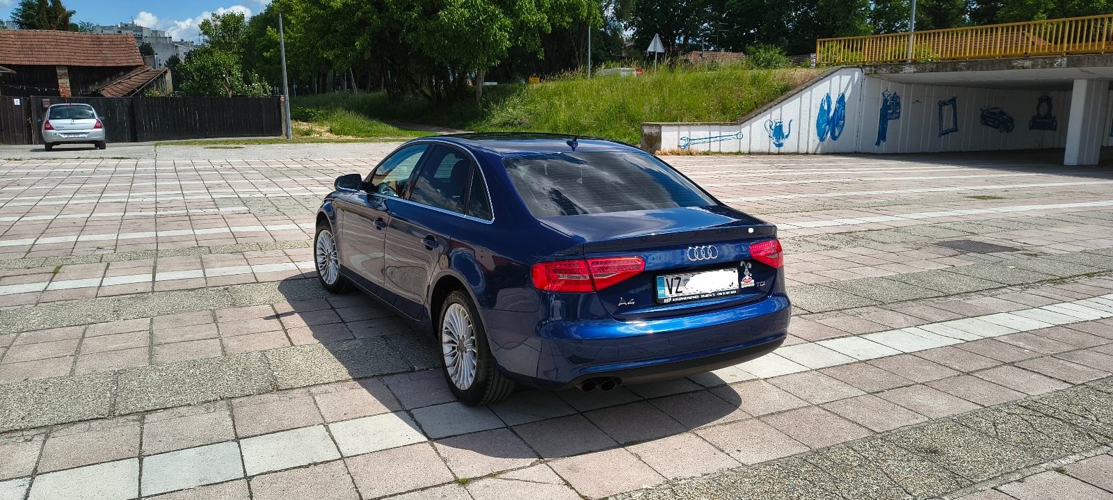 Audi A4 2,0 TDI, 143KS, 2013.g, 224tkm, Ambiente *Navi*Aut.Klima*Xenon, fotografija 4