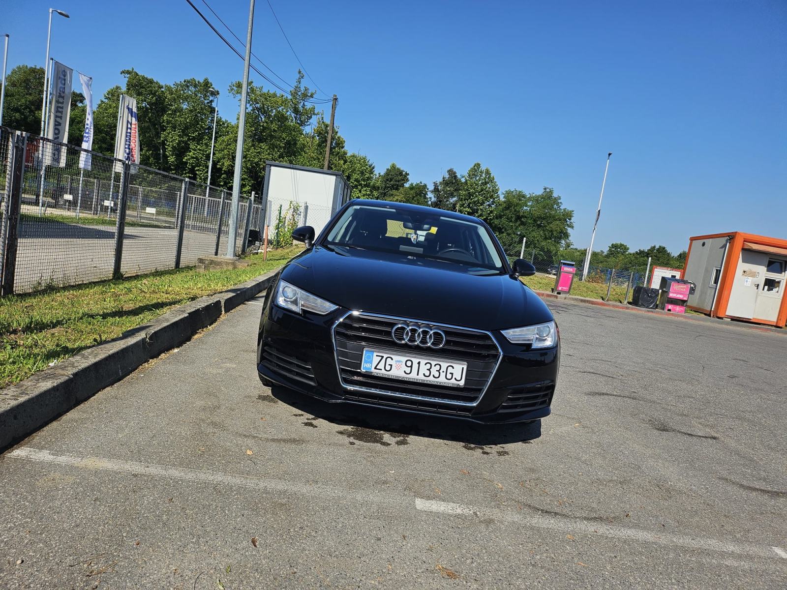Audi A4 2,0 TDI Automatik, RH AUTO, 138 000KM, 2017, PRILIKA!, fotografija 10
