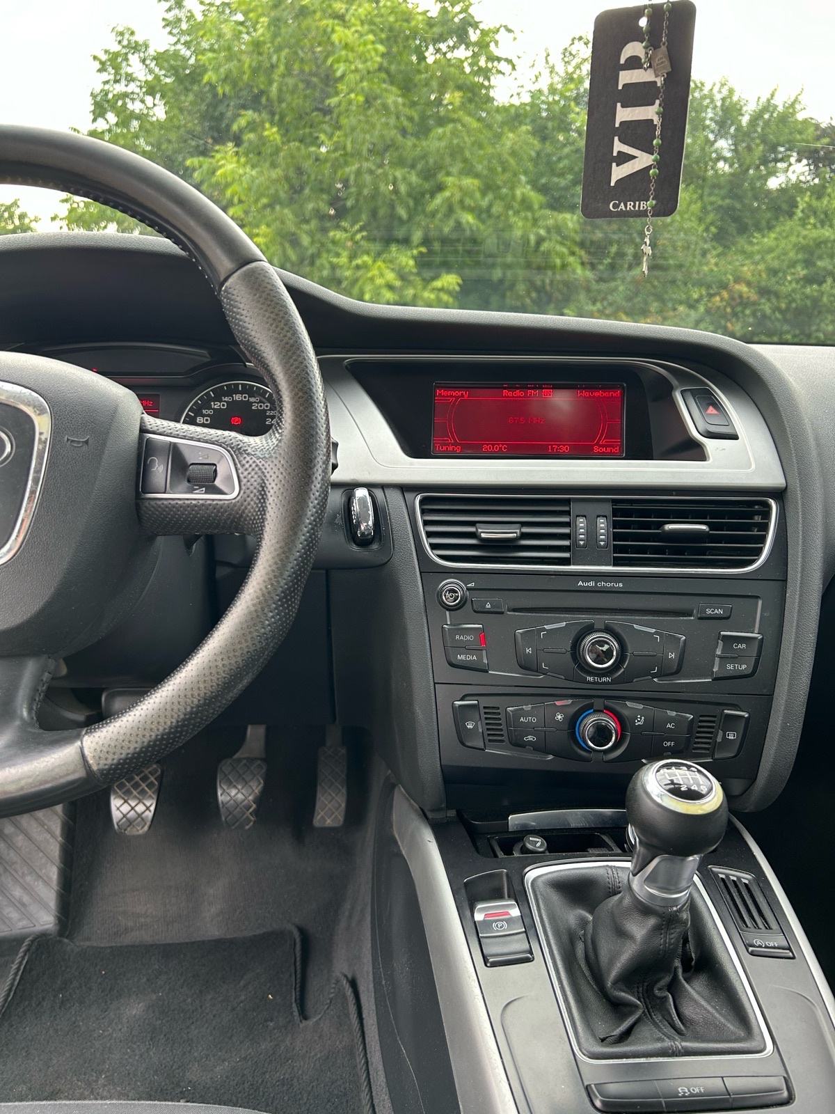 Audi A4 2,0 TDI, fotografija 9