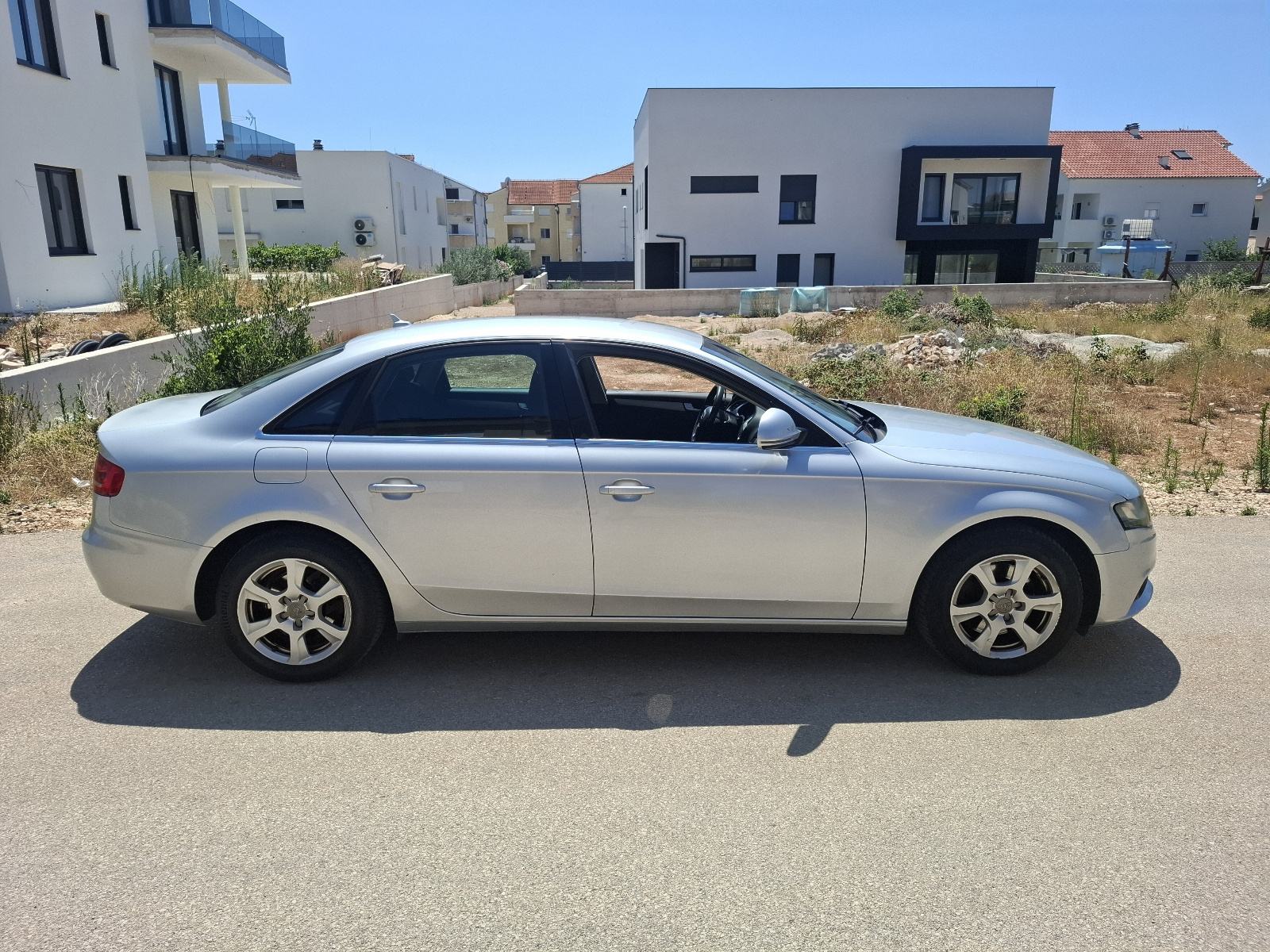 Audi A4 2.0 tdi, fotografija 4