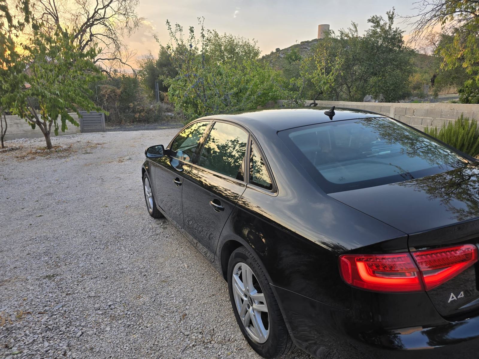 Audi A4 2,0 TDI, fotografija 2