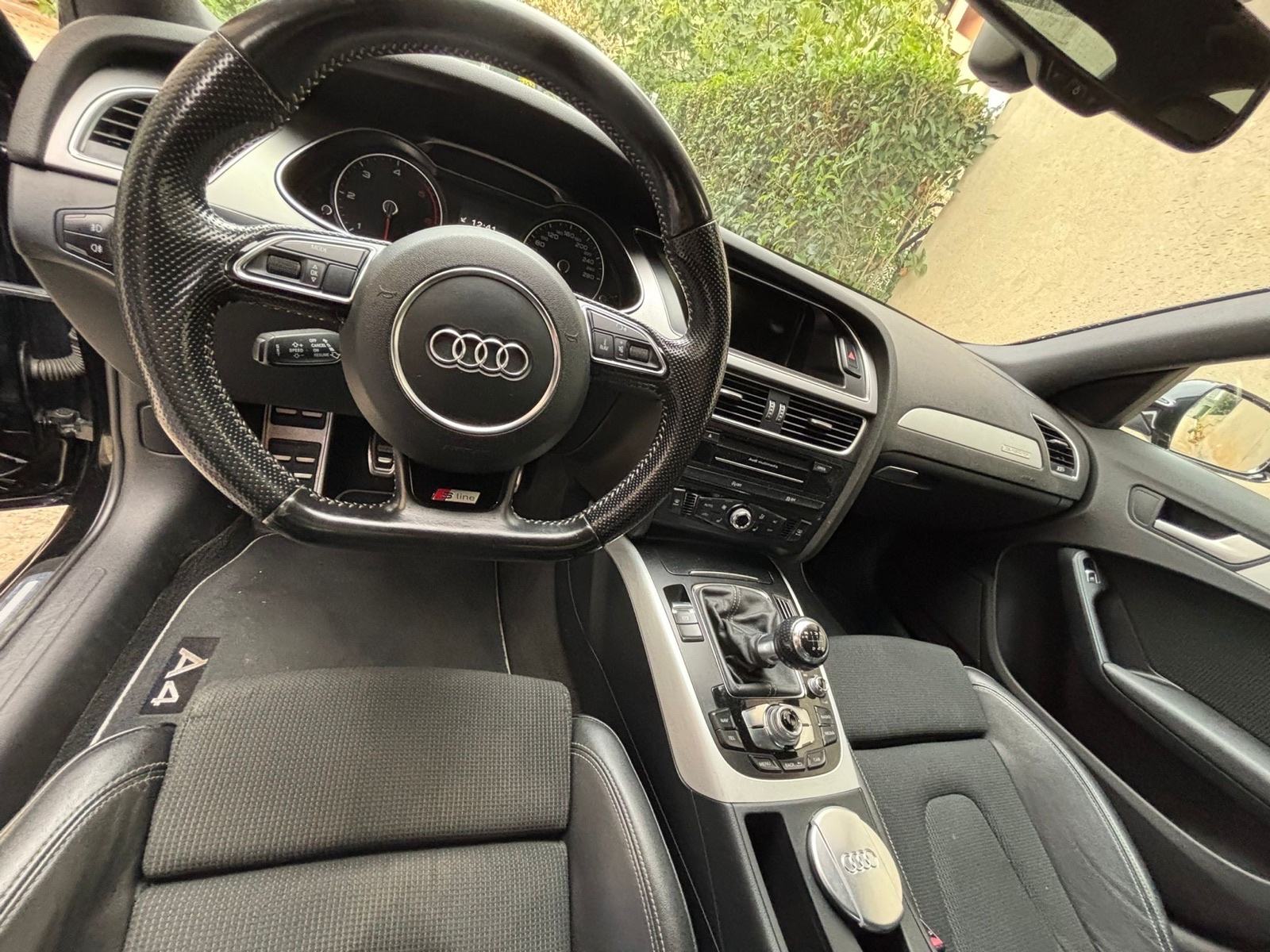 Audi A4 2,0 TDI, fotografija 2