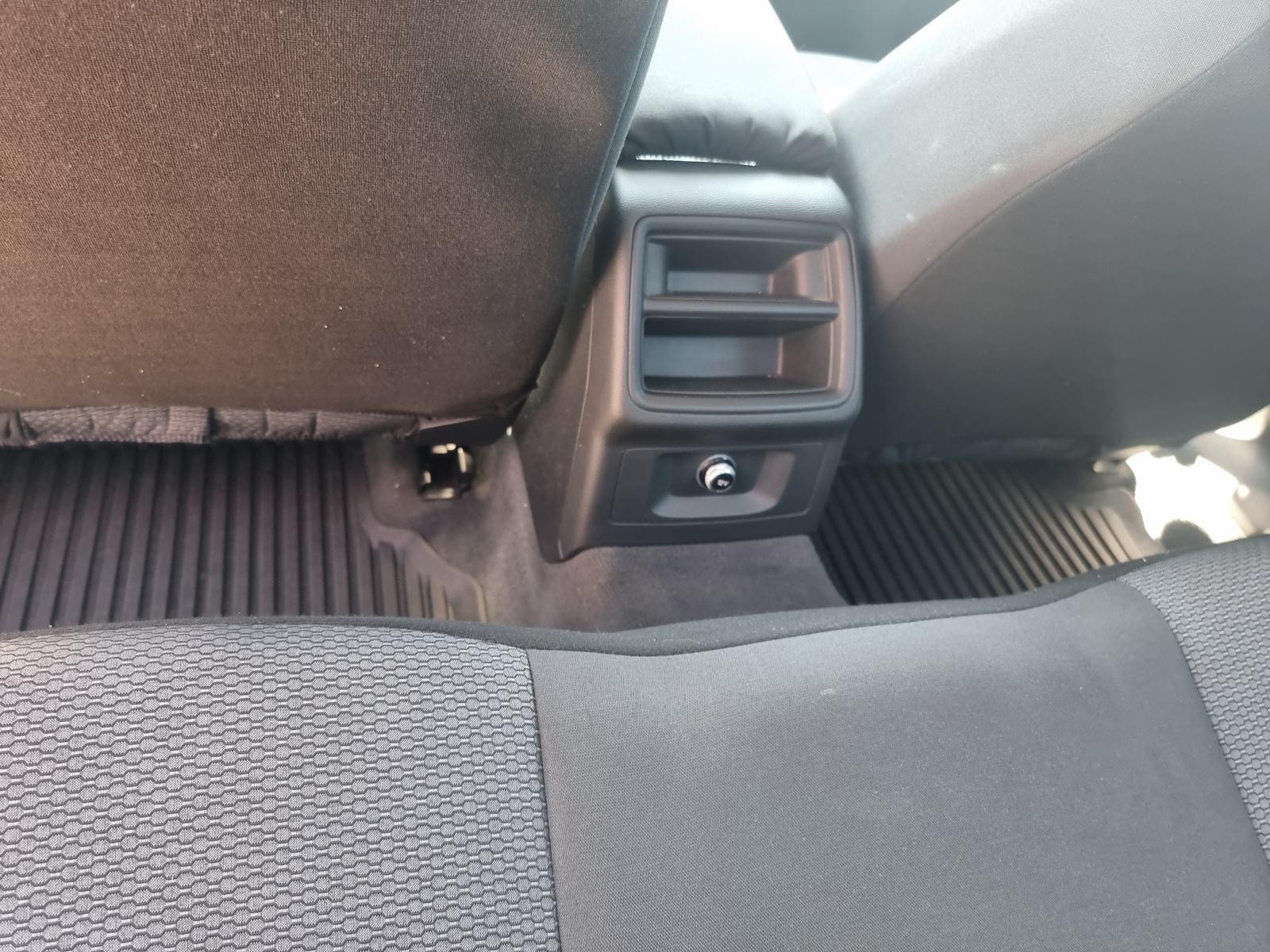 Audi A4 2,0 TDI, fotografija 5