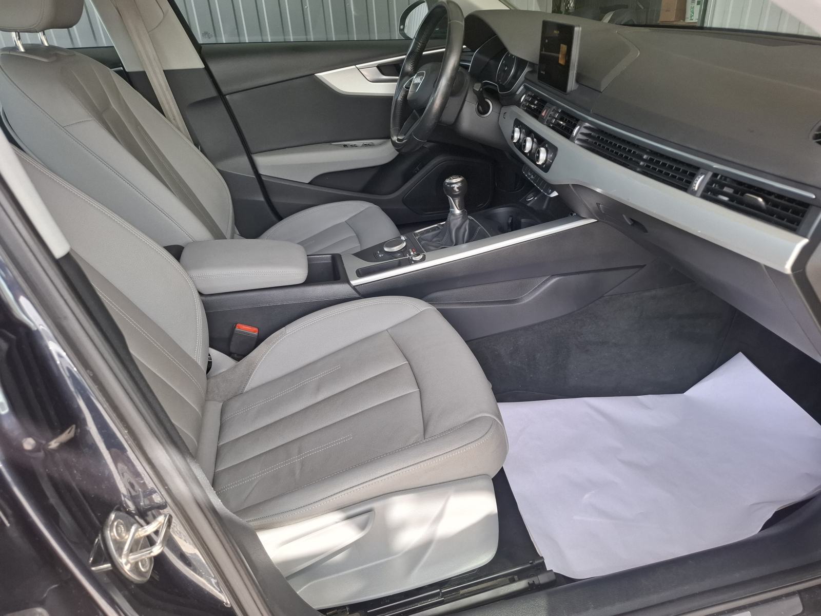 Audi A4 2,0 TDI, fotografija 12