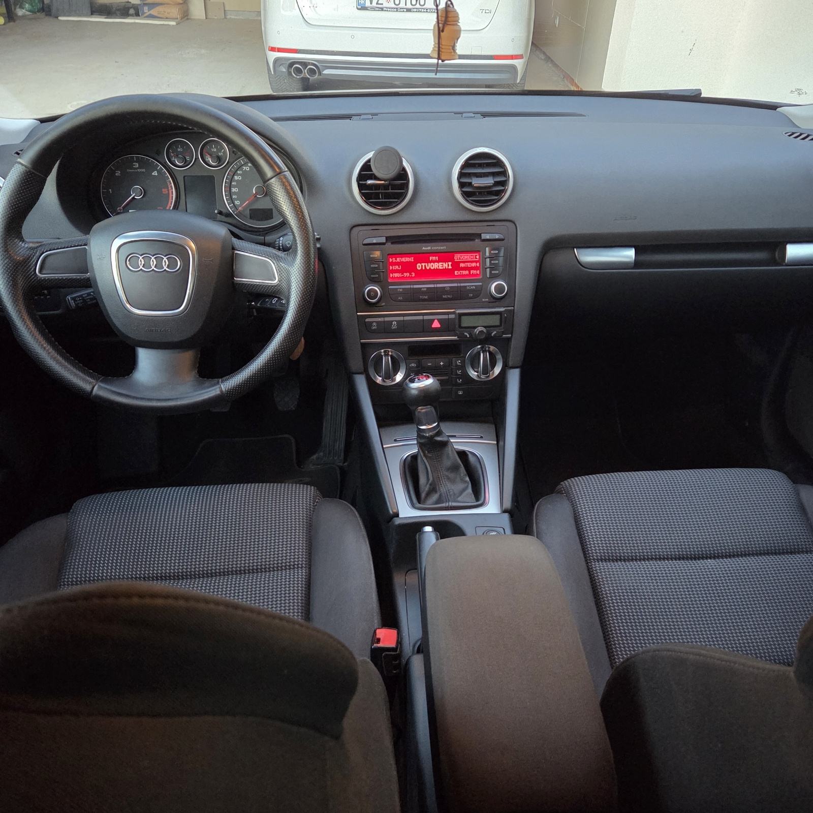 Audi A4 2,0 TDI, fotografija 8