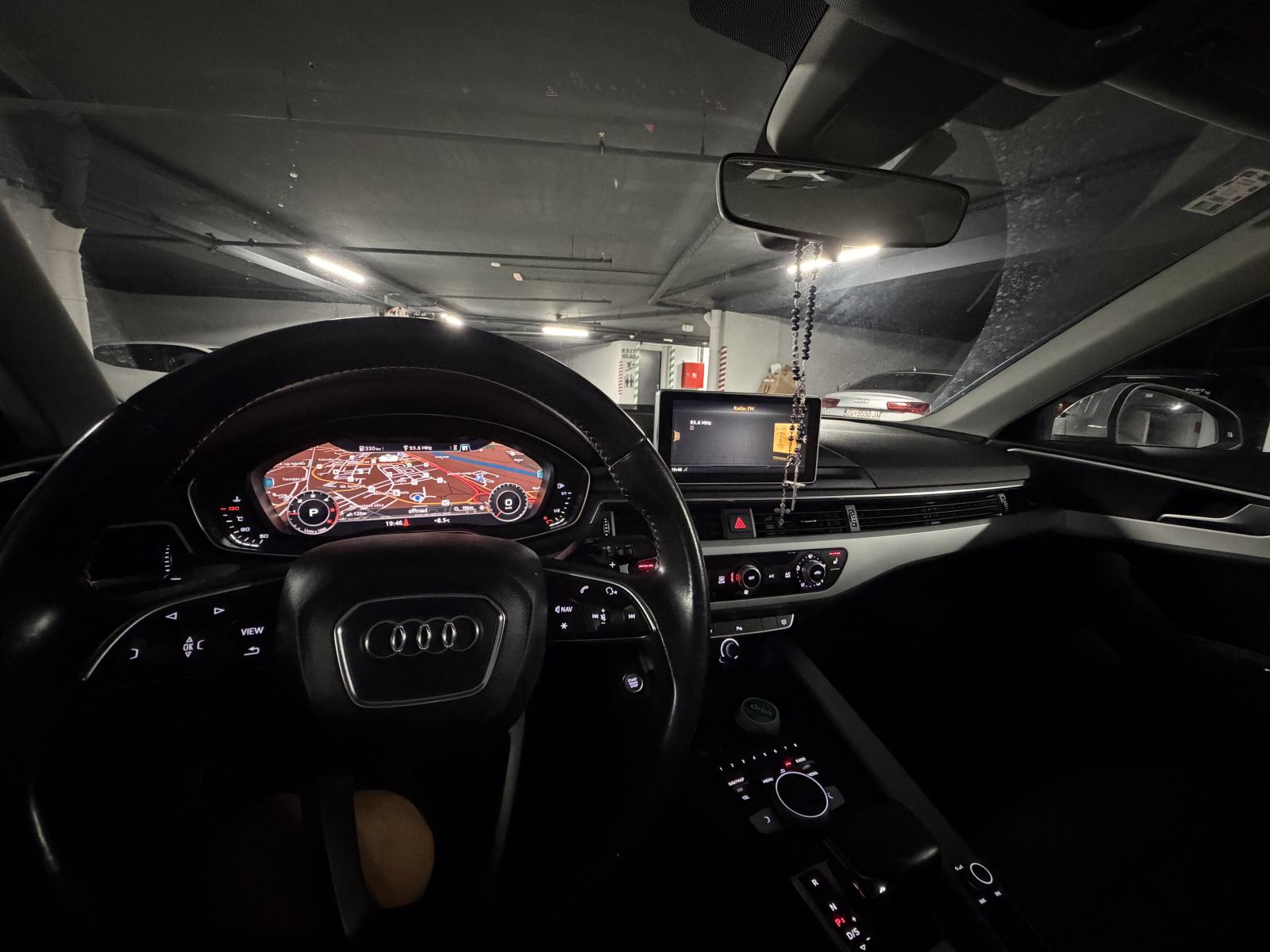 Audi A4 2,0 TDI Sport automatik, fotografija 2