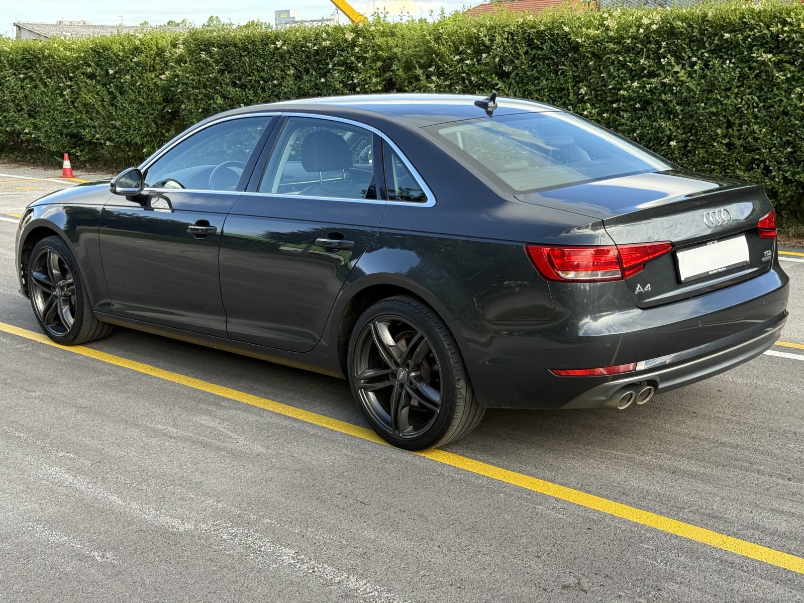 Audi A4 2,0 TDI 190ks quattro Sport S-tronic virtual cockpit, fotografija 4