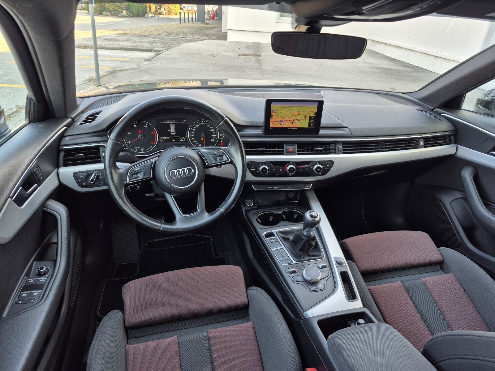 Audi A4 2,0 TDI Sport sjedala,navigacija, el.gepek,senzori,el.retroviz, fotografija 19