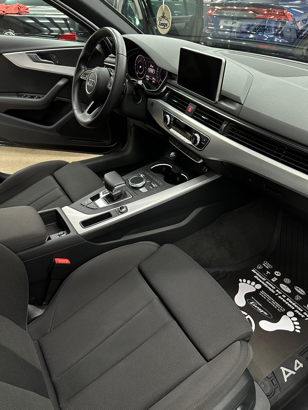 Audi A4 2,0 TDI Sport, fotografija 7