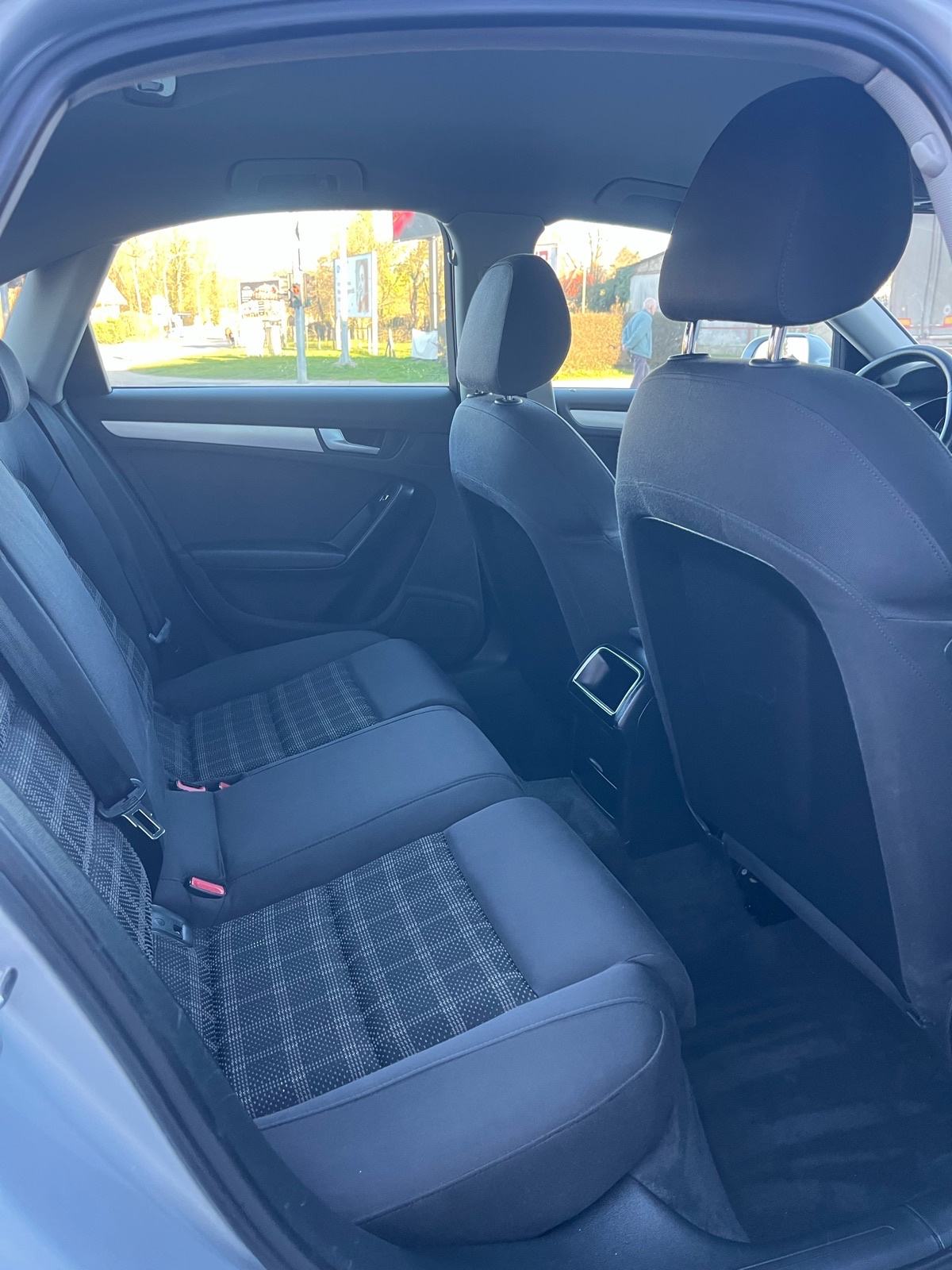 Audi A4 2,0 TDI Sport 150ks ATRAKTIVAN!!! zamjena…, fotografija 10