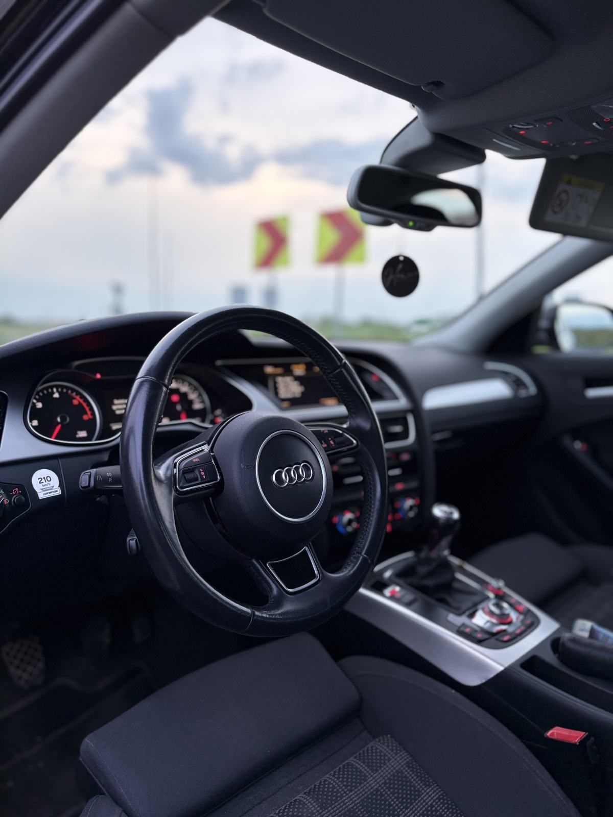 Audi A4 2,0 TDI Sport, fotografija 2