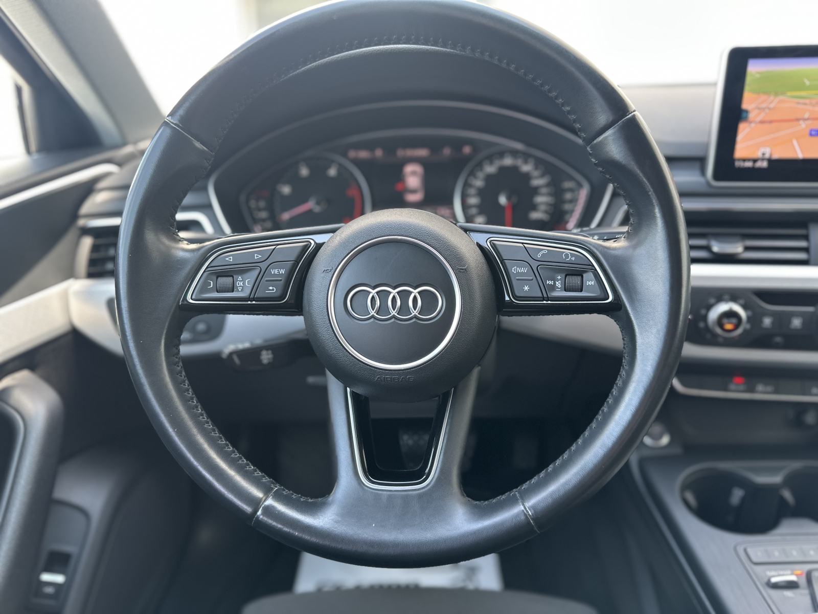 Audi A4 2,0 TDI SPORT S TRONIC/F1/LED/NAVI/TEMPOMAT/SENZORI, fotografija 15