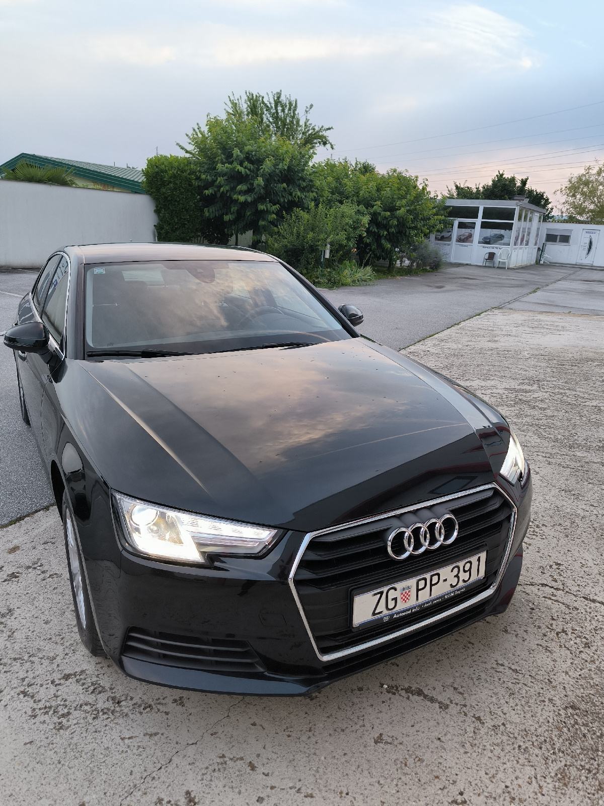Audi A4 2,0 TDI, fotografija 2