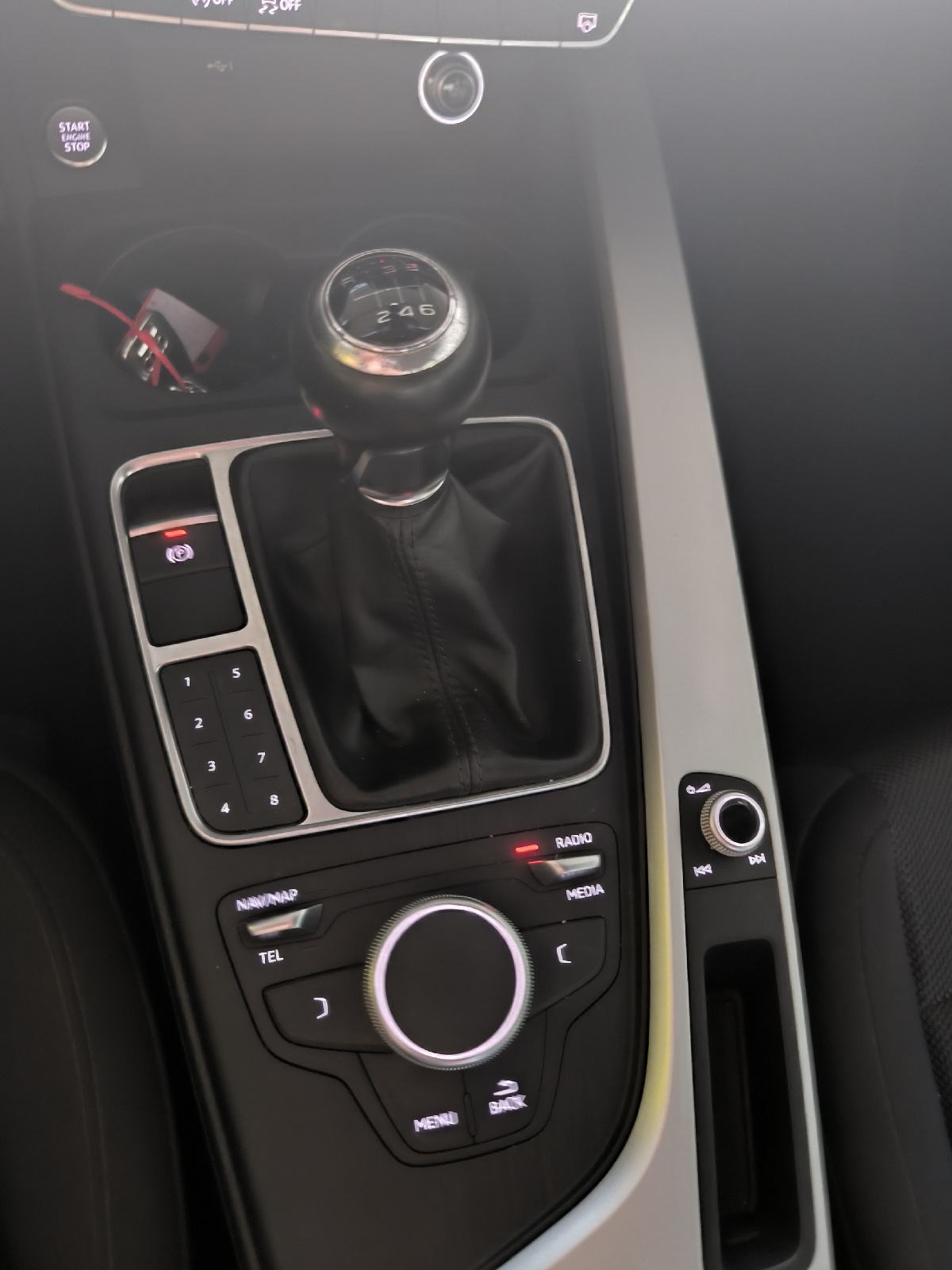 Audi A4 2,0 TDI, fotografija 13
