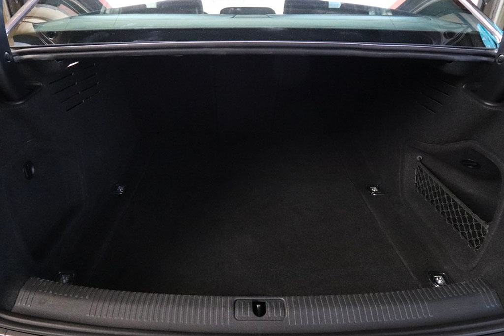 Audi A4 2.0 TDI S-Tronic Business Line -FACELIFT-, fotografija 11