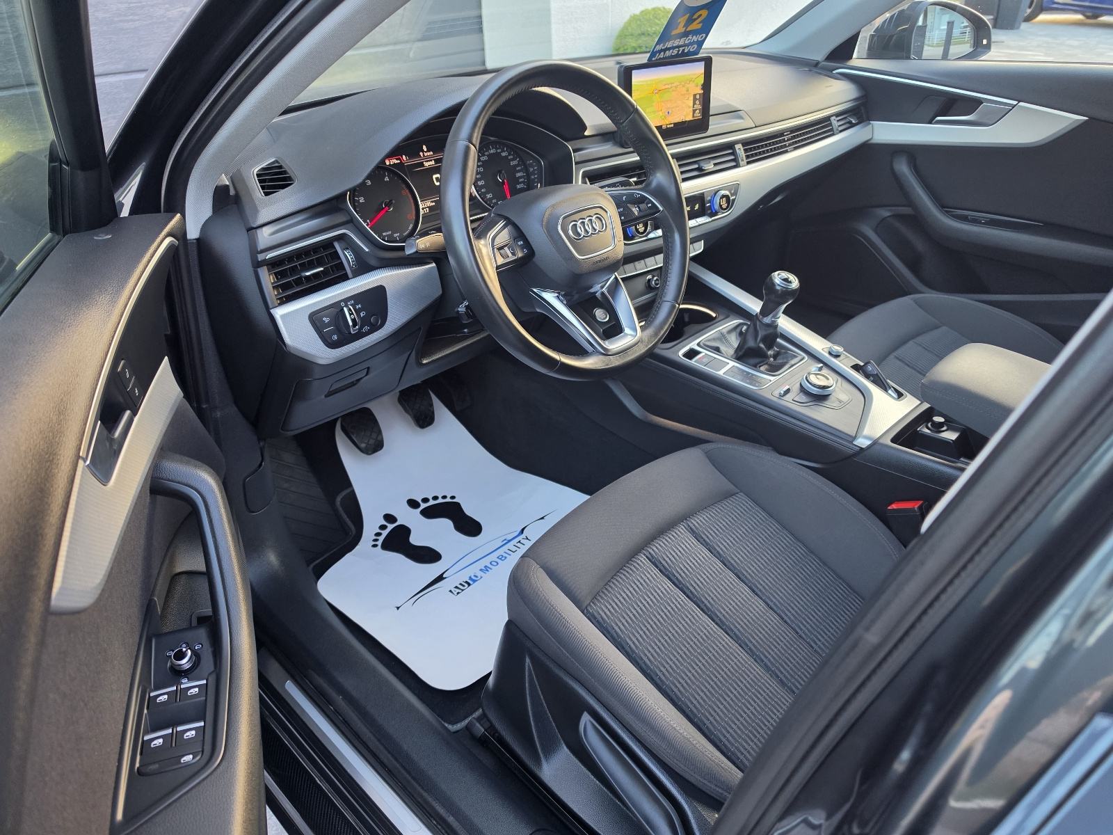 Audi A4 2,0 TDI ULTRA MATRIX NAVI VEL. SERVIS **GARANCIJA**, fotografija 7