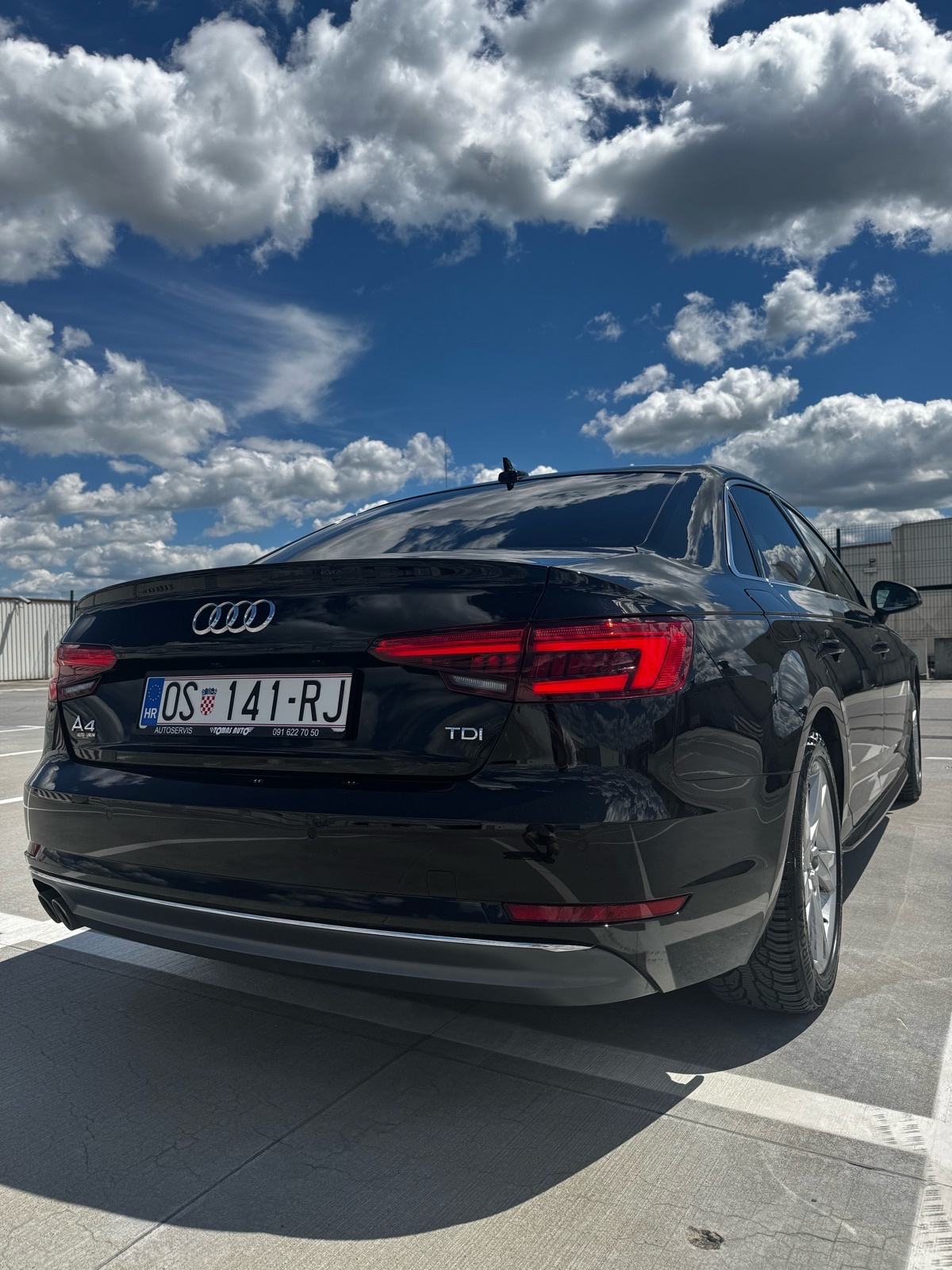 Audi A4 2,0 TDI Ultra, S-tronic, fotografija 2