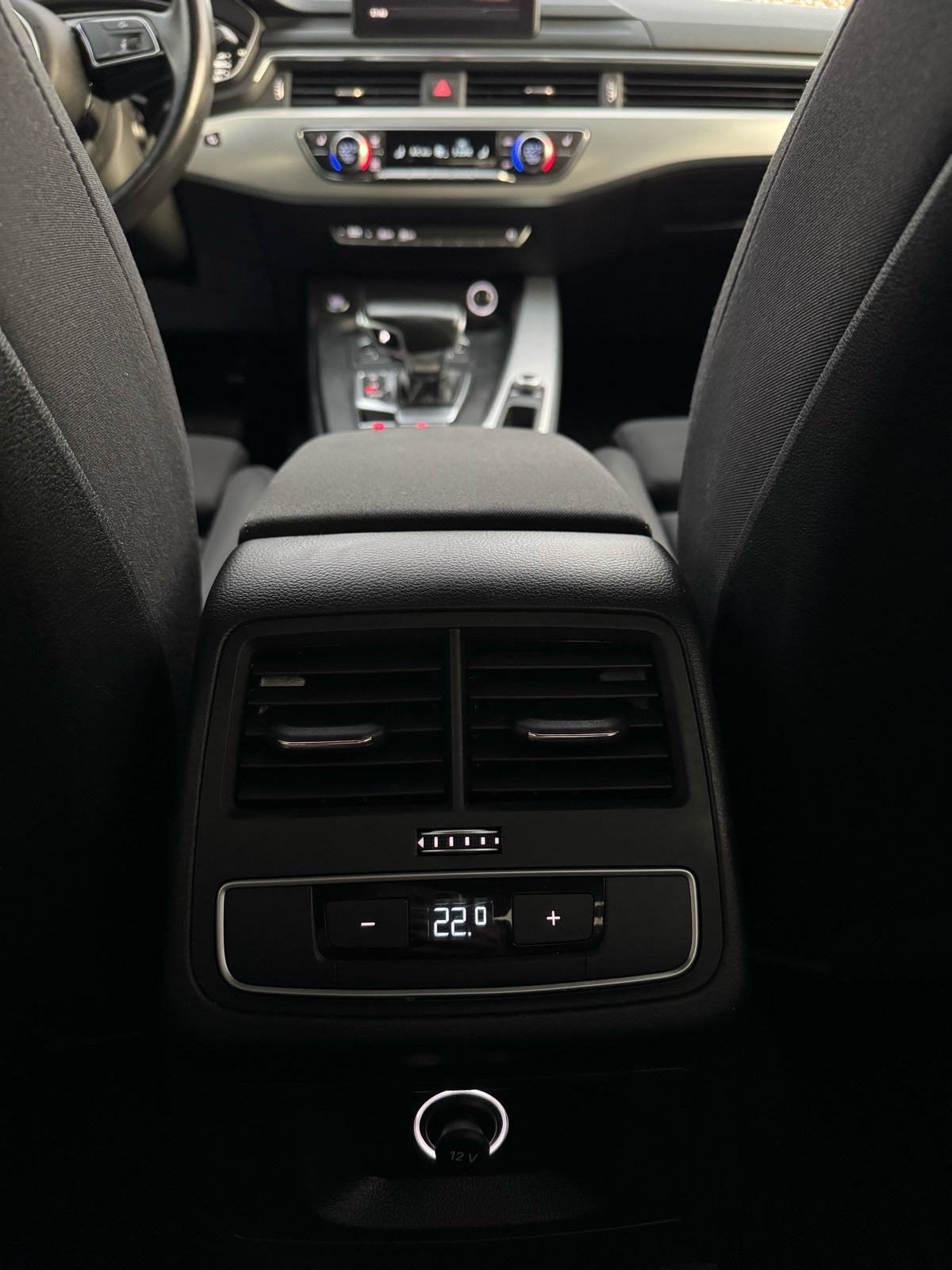 Audi A4 2,0 TDI Ultra, S-tronic, fotografija 15