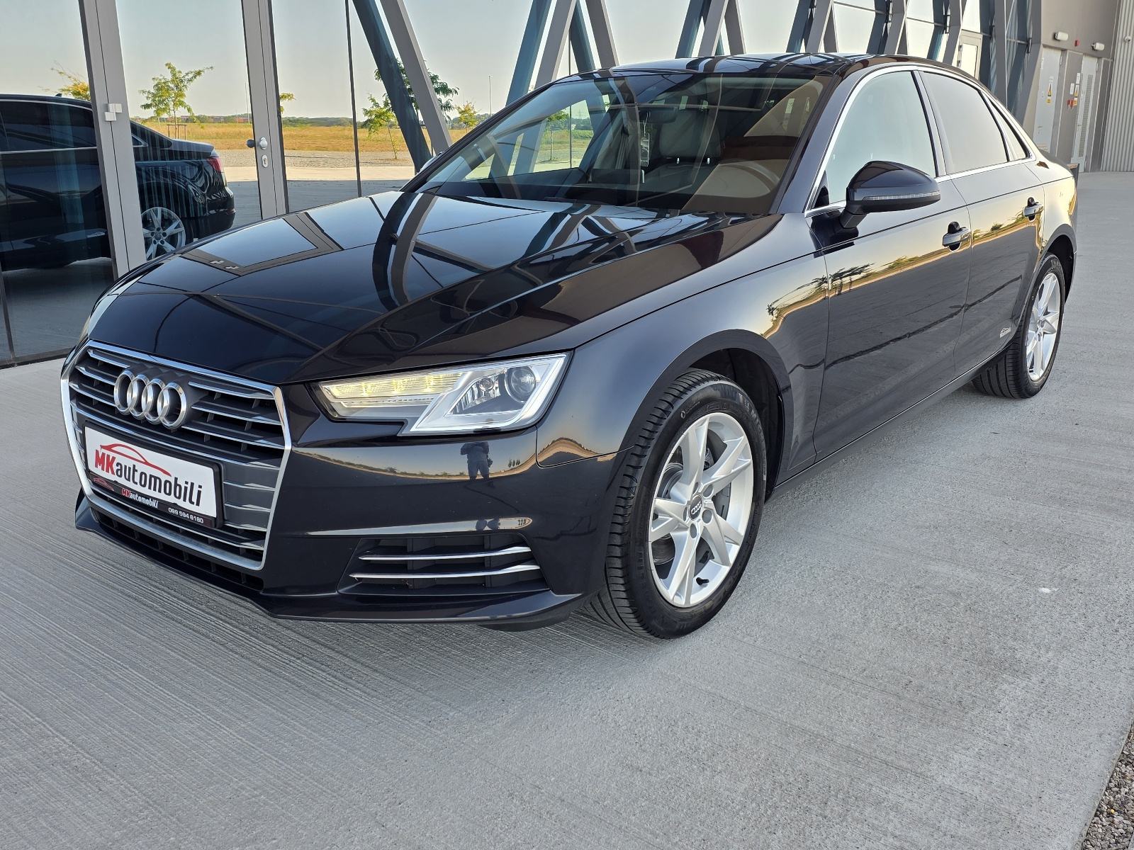 Audi A4 2,0 TDI,VIRTUAL, ALU,NAVI,XENON,172 T.K.M, fotografija 2