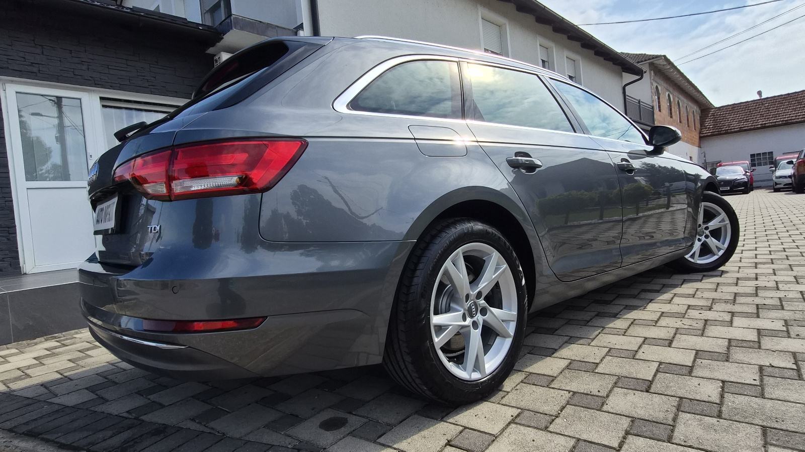 Audi A4 2,0 TDI - VRHUNSKO STANJE - VIRTUAL - NAVIGACIJA -, pogled izvana - slika 4