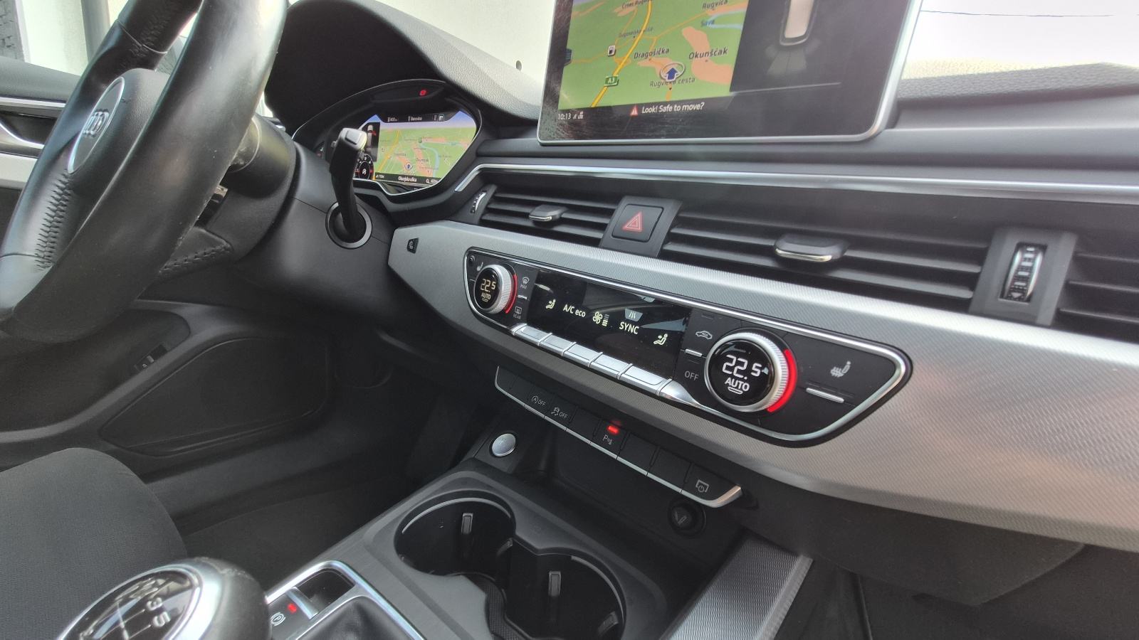 Audi A4 2,0 TDI - VRHUNSKO STANJE - VIRTUAL - NAVIGACIJA -, fotografija 11