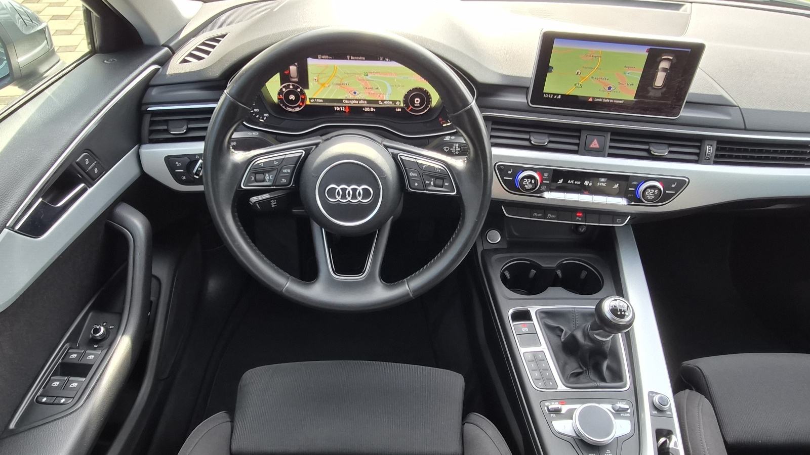 Audi A4 2,0 TDI - VRHUNSKO STANJE - VIRTUAL - NAVIGACIJA -, fotografija 19