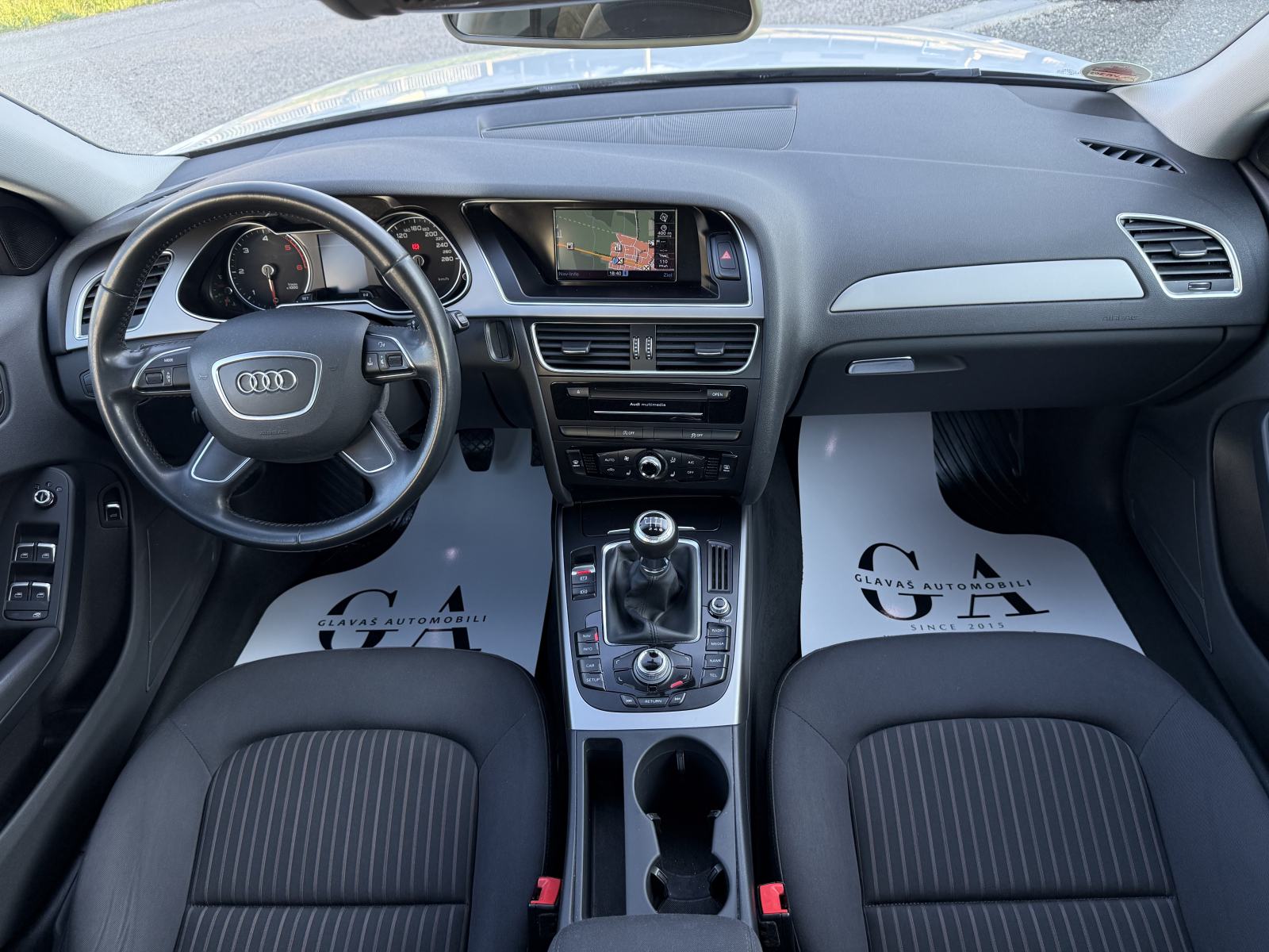 Audi A4 2,0 TDI XENON,NAVI,LED,NOVE GUME,SERVISNA,TOP STANJE!!!, fotografija 14