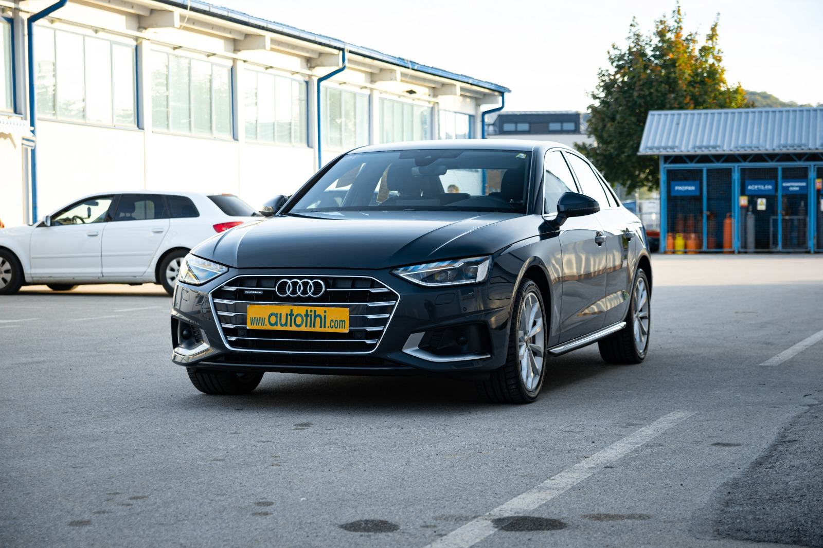 AUDI A4 2022g 2.0TDI 40 S-tronic S-line qatro 205ks hibrid ko nov dost, fotografija 2