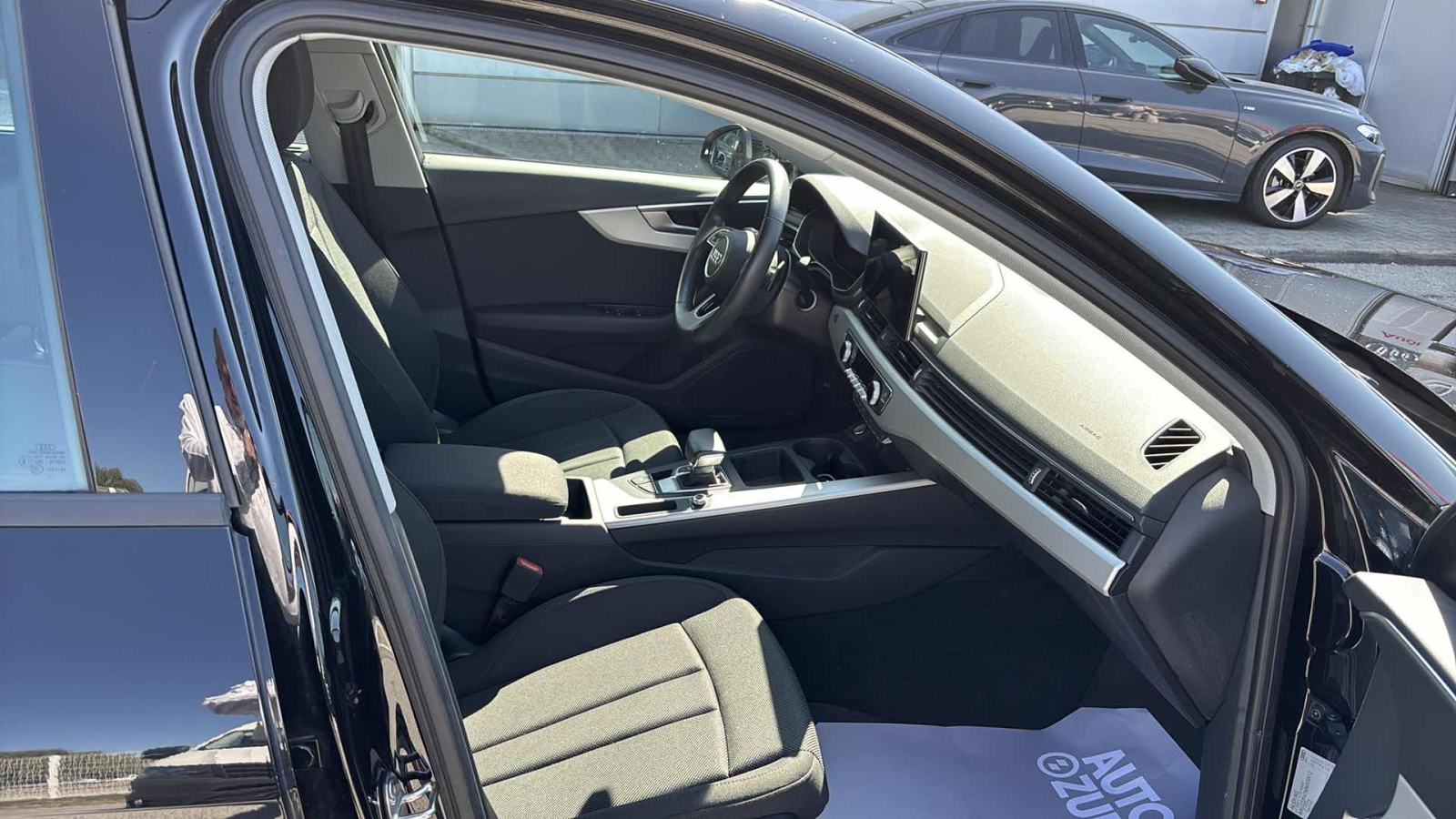 AUDI A4 2021 • PREMIUM jamstvo • AutoZubak Rabljena, fotografija 9