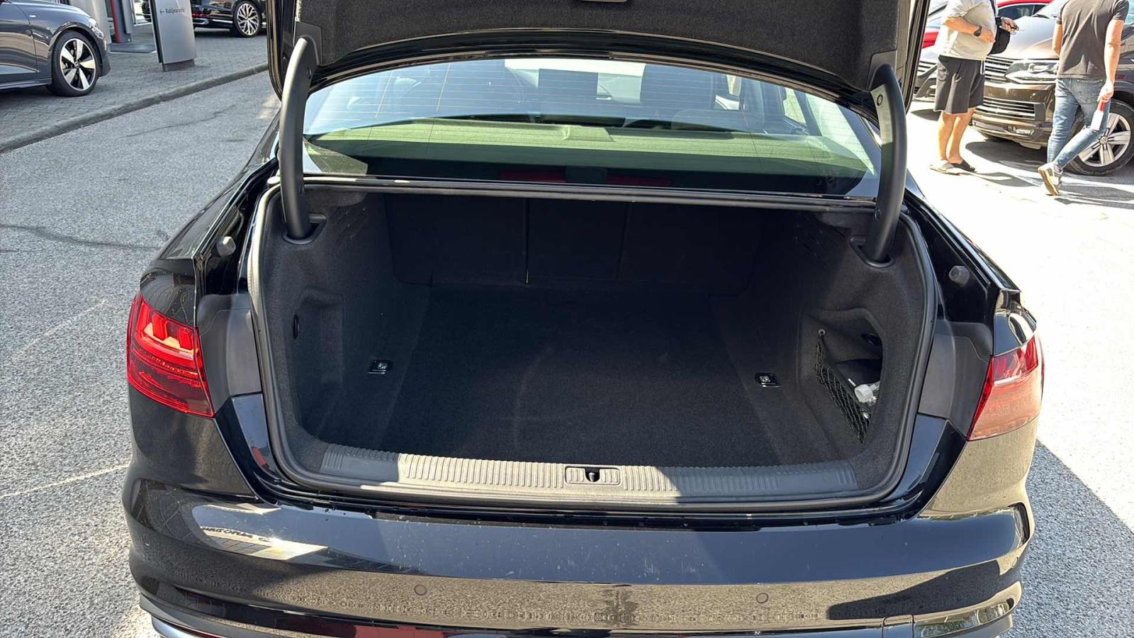 AUDI A4 2021 • PREMIUM jamstvo • AutoZubak Rabljena, fotografija 12