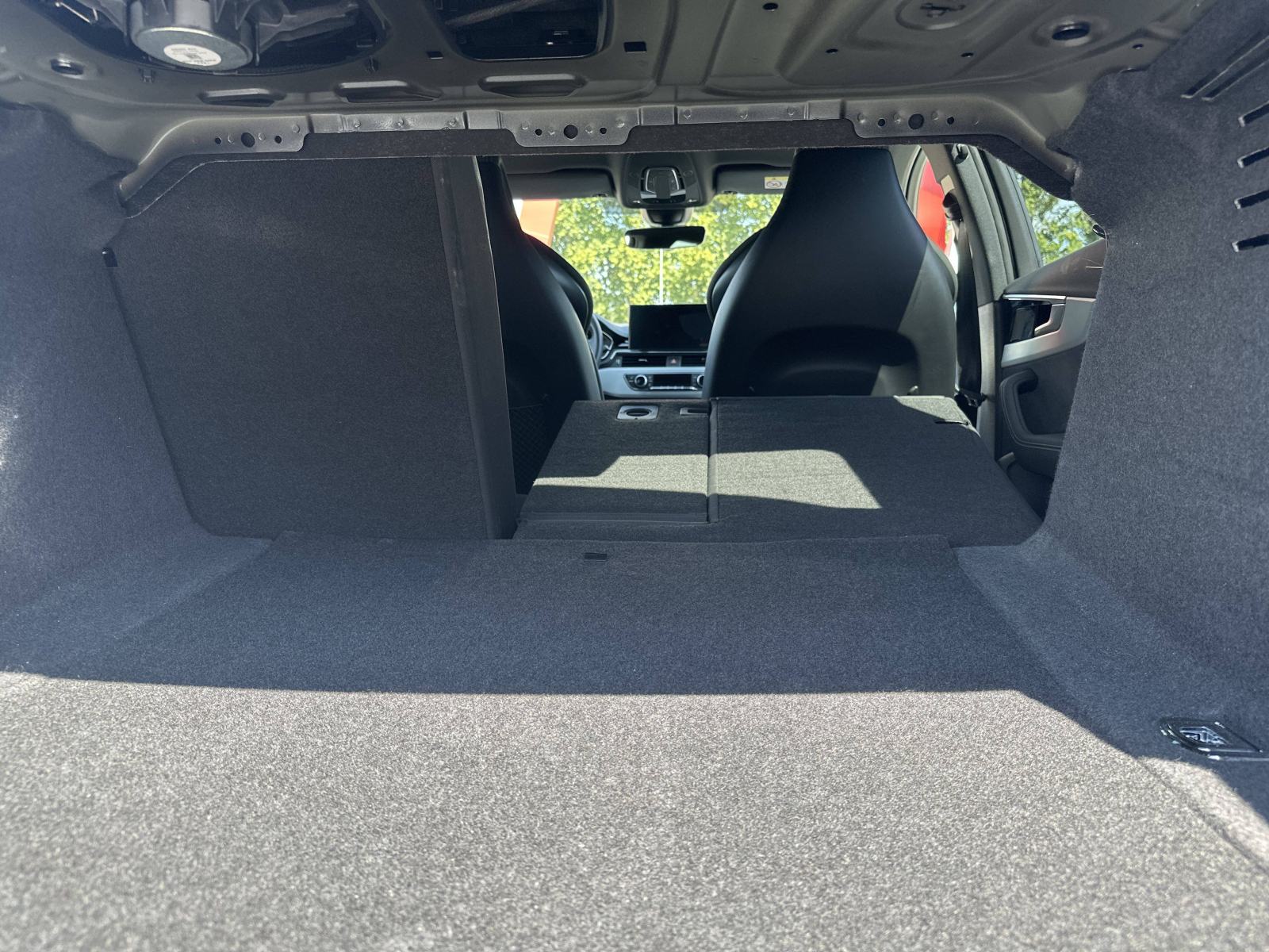 AUDI A4 2023 • PREMIUM jamstvo • AutoZubak Rabljena, fotografija 20