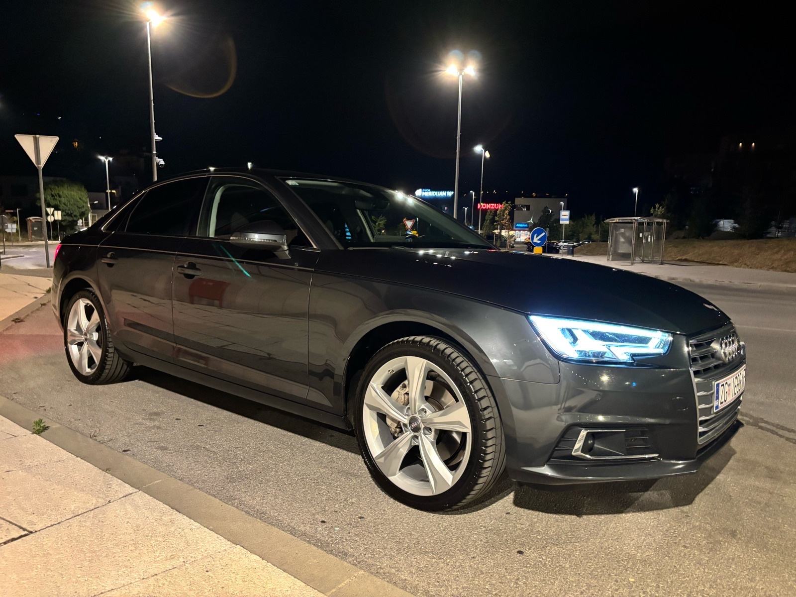 Audi A4 3,0 TDI automatik, fotografija 3