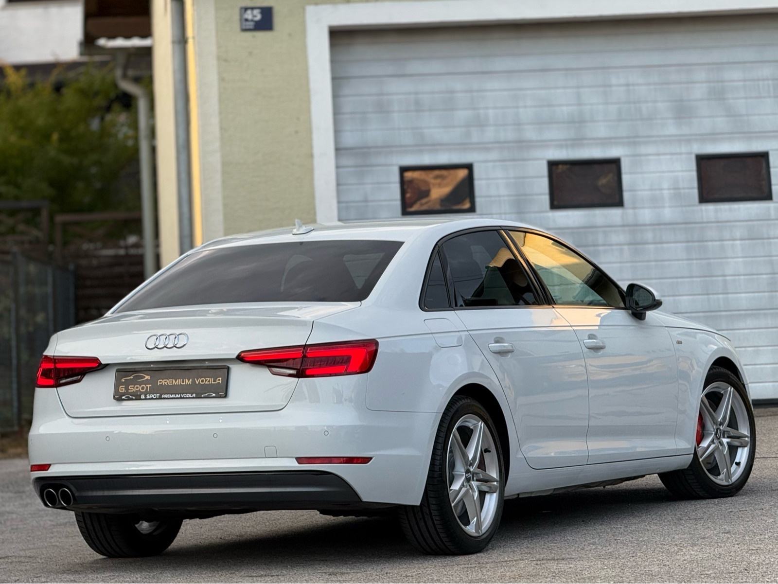 Audi A4 3.0 TDI QUATTRO AUTOMATIK*S LINE*SHADOW*MATRIX*VIRTUAL*AMBIENT, fotografija 4