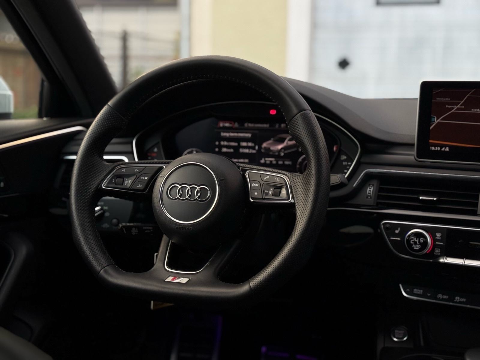 Audi A4 3.0 TDI QUATTRO AUTOMATIK*S LINE*SHADOW*MATRIX*VIRTUAL*AMBIENT, fotografija 17