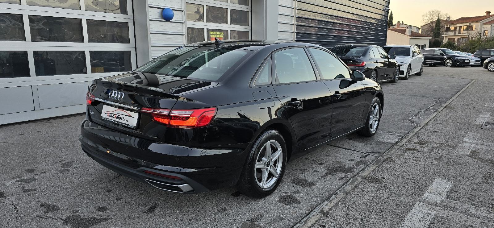Audi A4 30 TDI - 2022 - REDIZAJN - NAVI - LED - REG 1 GOD !!!, fotografija 4