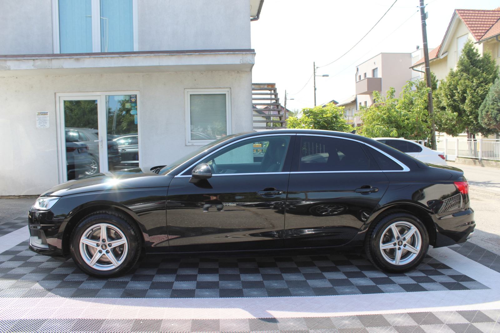 Audi A4 30 TDI AUTOMATIK, LED, NAVIGACIJA, ALU, KAMERA, GARANCIJA., fotografija 4