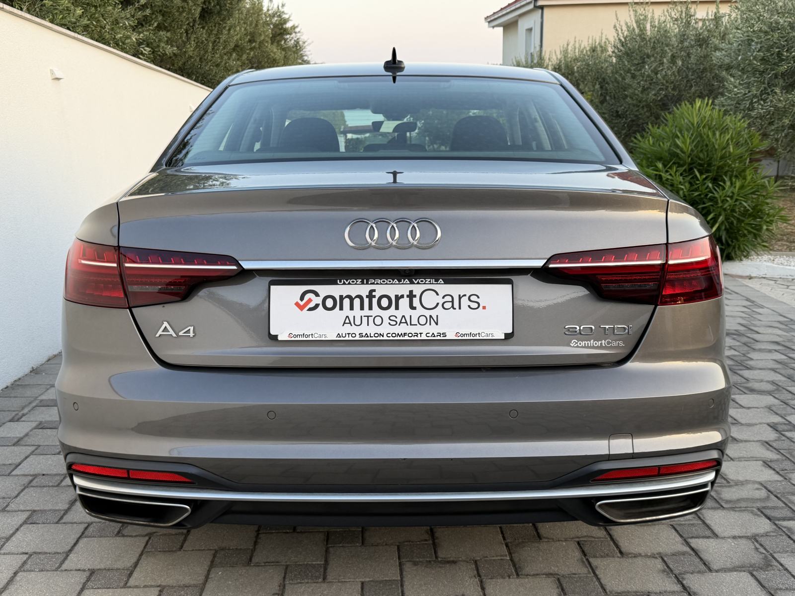 Audi A4 30TDI~S-Tronic~Kamera~Full Led~Navi~Servisna~Jamstvo, fotografija 10