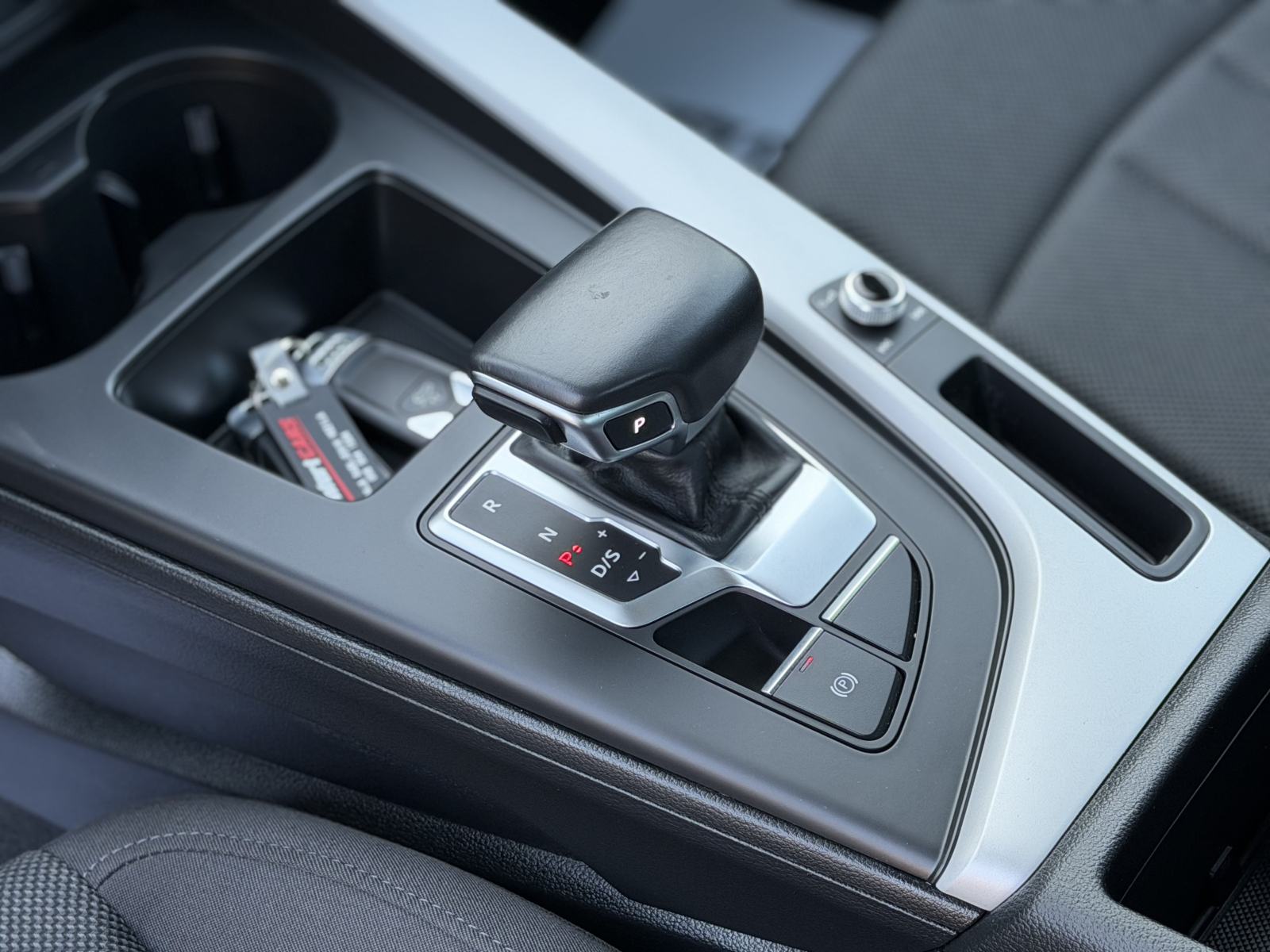 Audi A4 30TDI~S-Tronic~Kamera~Full Led~Navi~Servisna~Jamstvo, fotografija 18