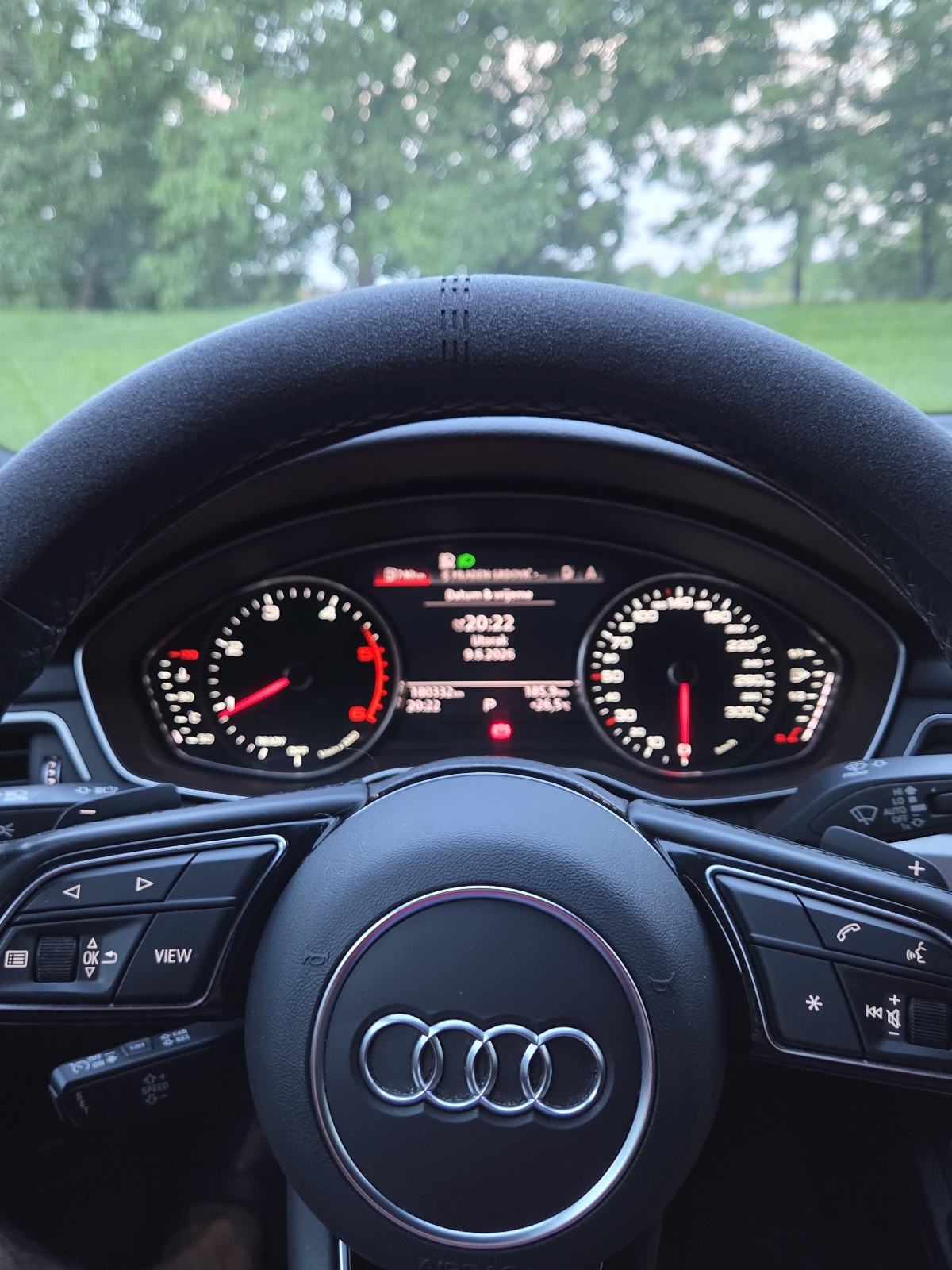 Audi A4 30 TDI automatik matriks, fotografija 10