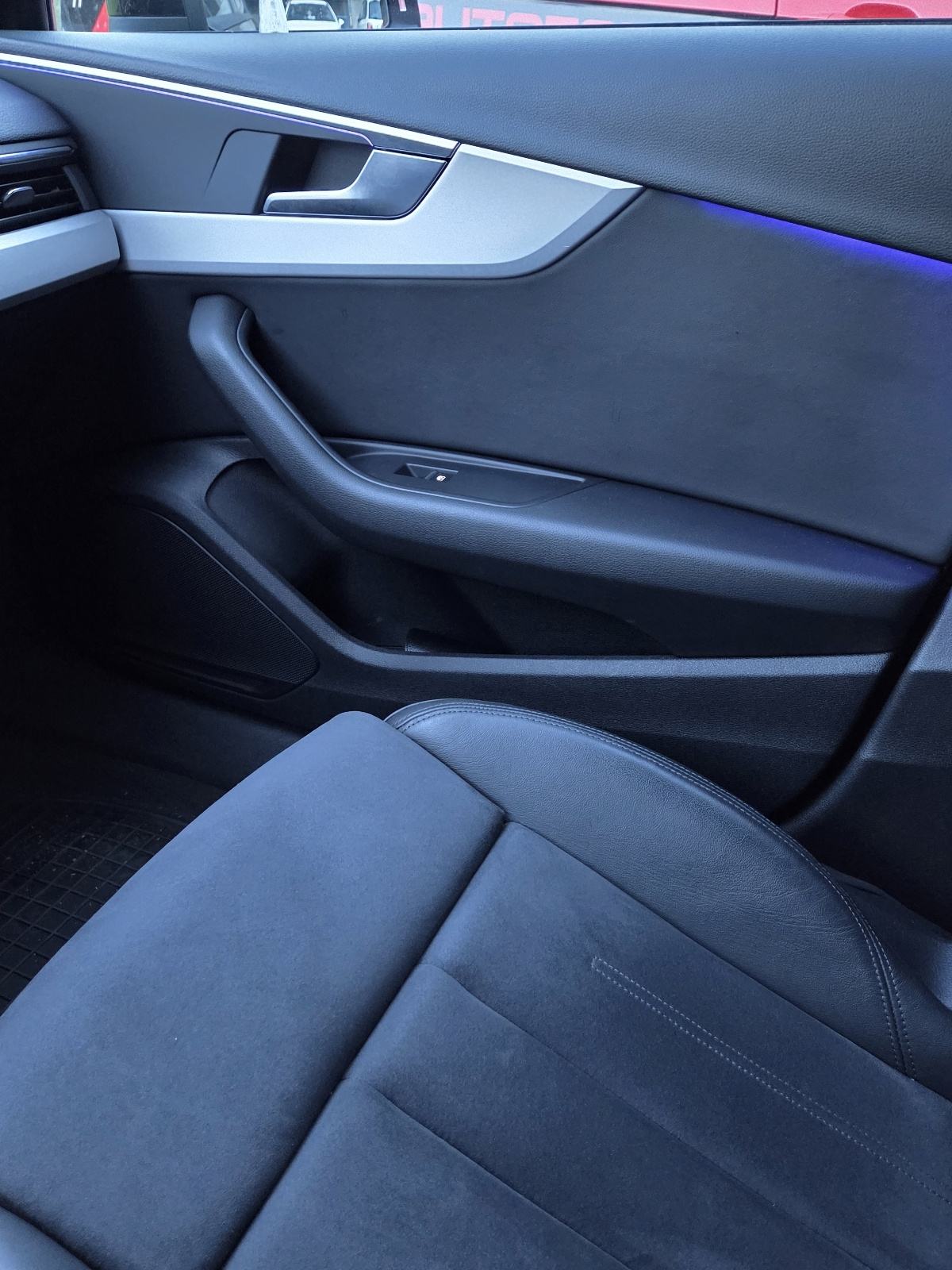Audi A4 30 TDI automatik matriks, fotografija 13