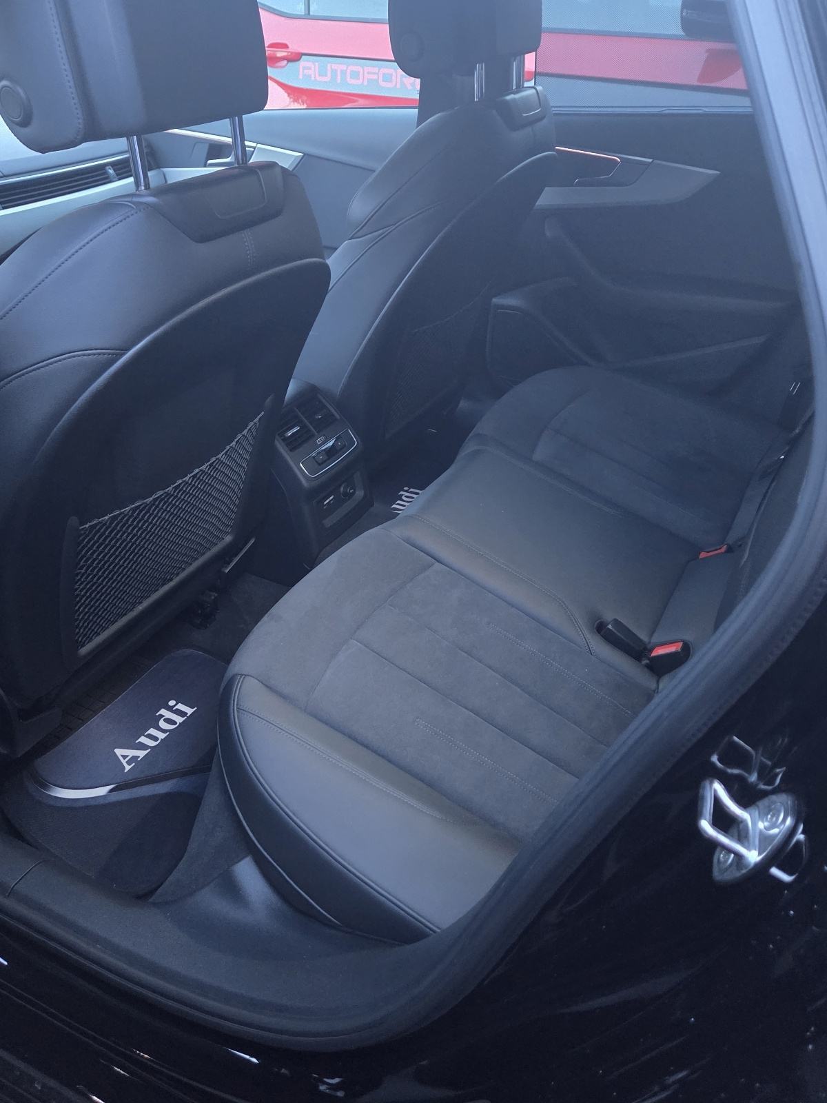 Audi A4 30 TDI automatik matriks, fotografija 7