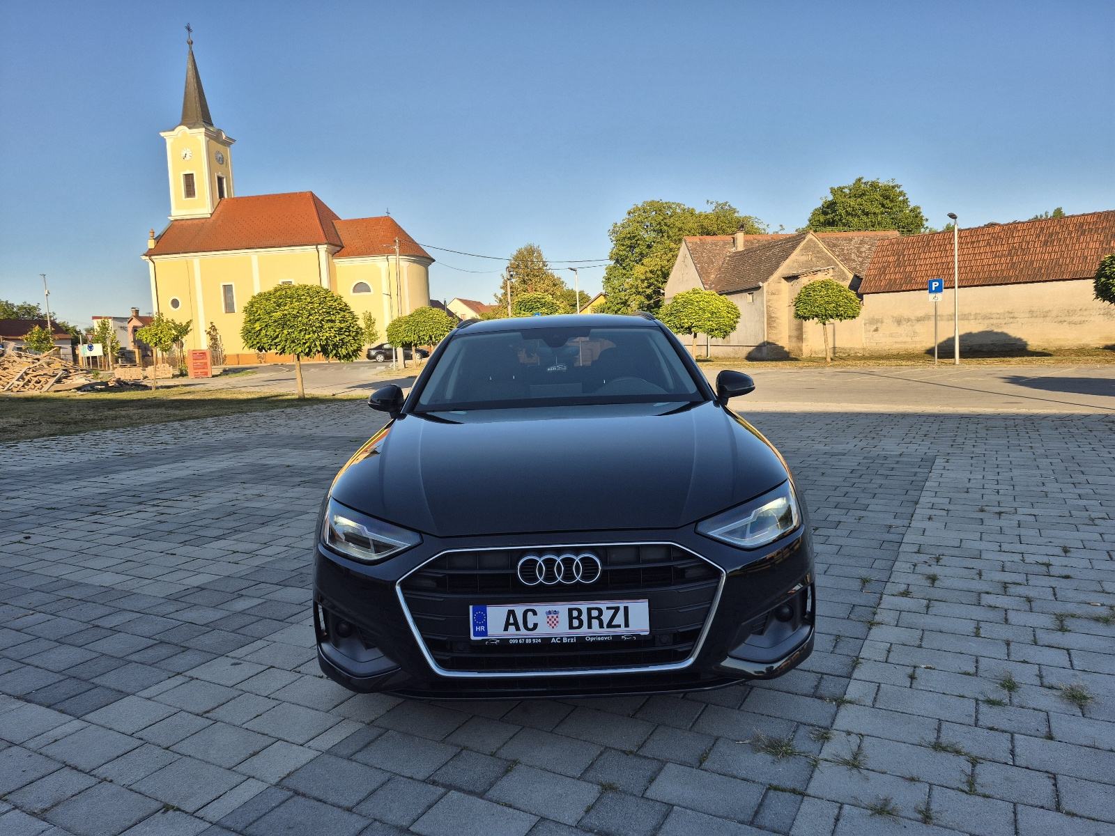 Audi A4 30 TDI automatik,Virtual, navigacija,F1,Servisna,Bi-xenon,LED, fotografija 13
