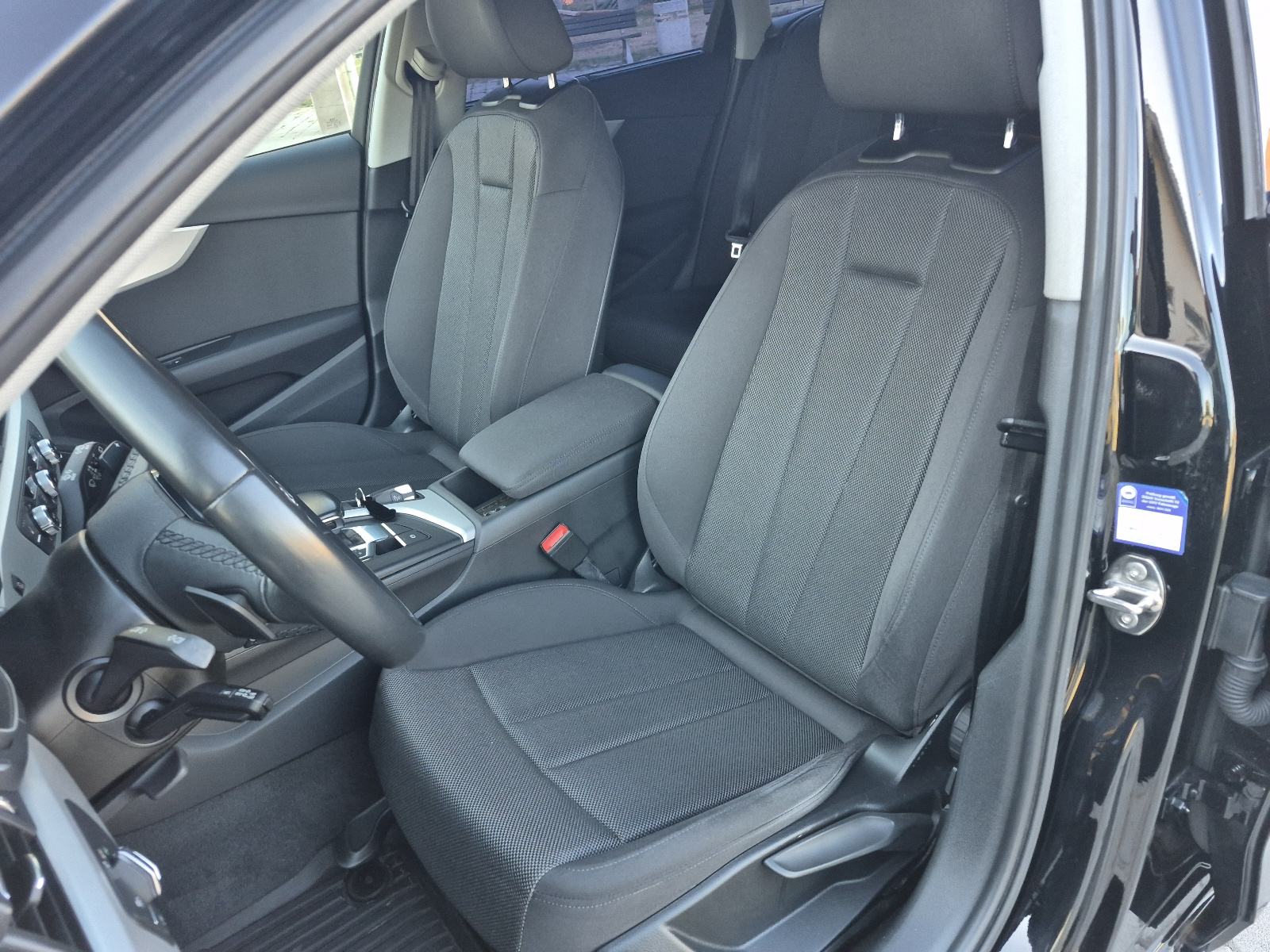 Audi A4 30 TDI automatik,Virtual, navigacija,F1,Servisna,Bi-xenon,LED, fotografija 17